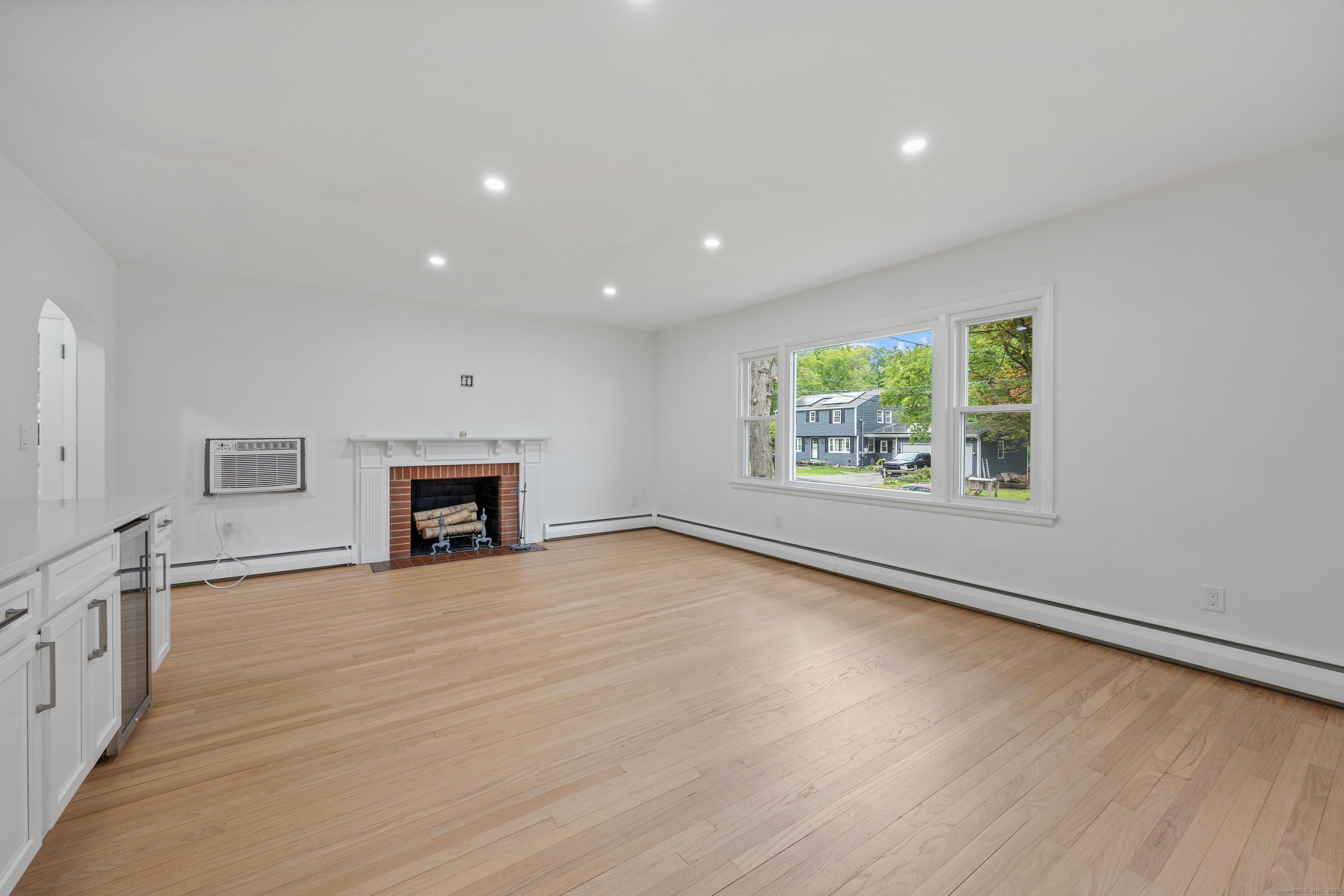 27 Hickory Street