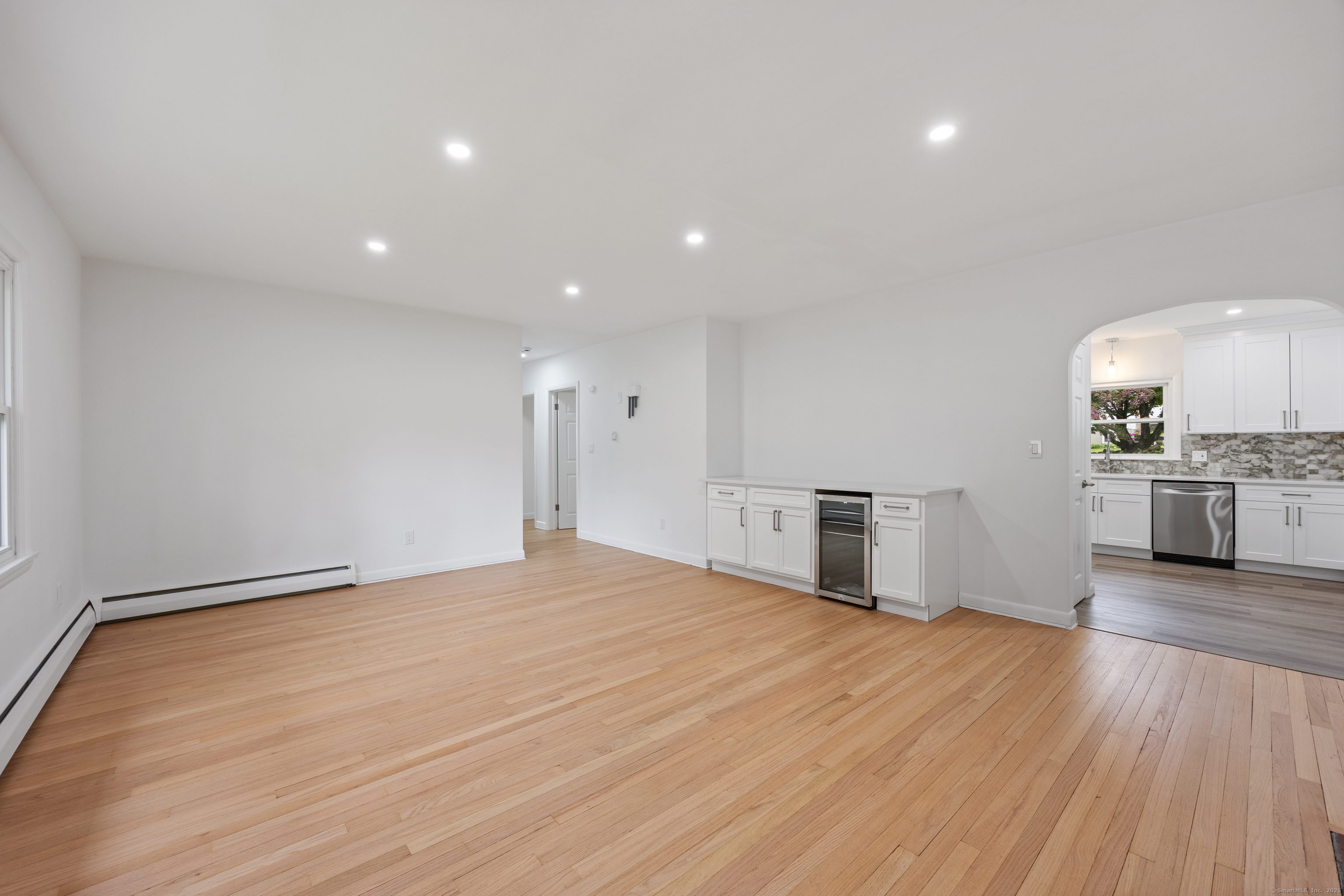 27 Hickory Street