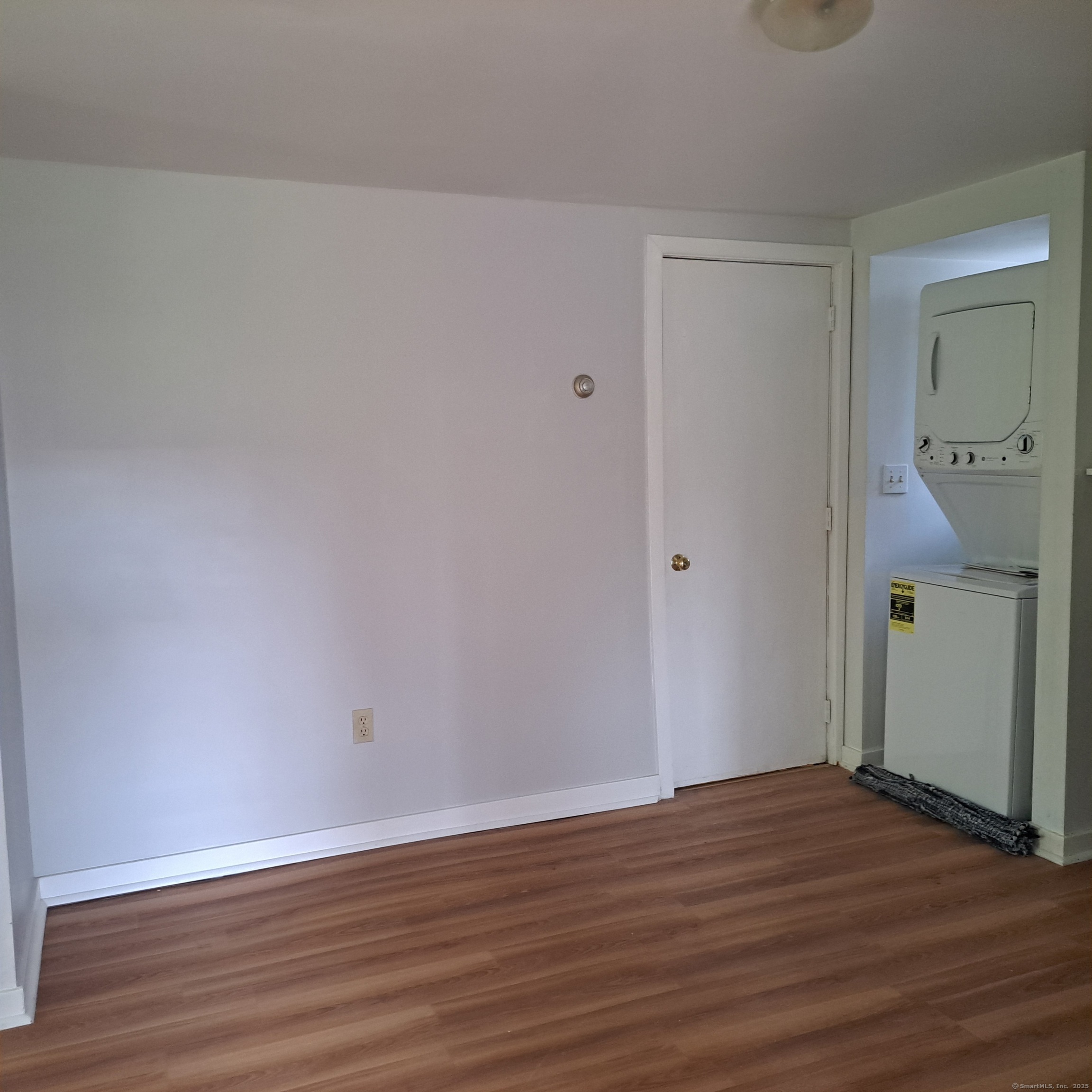 1037 Mill Hill Terrace