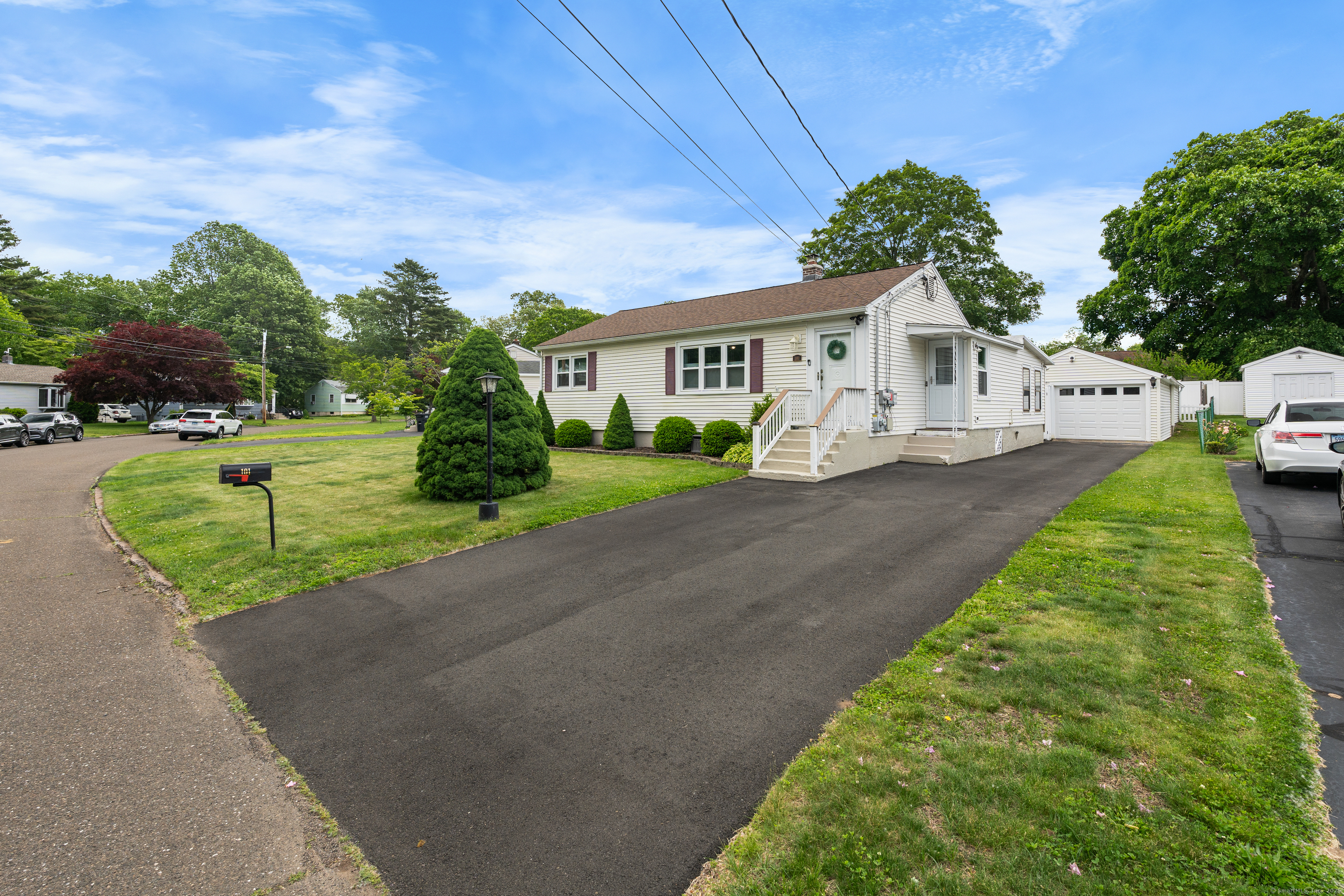 101 Woodvale Road