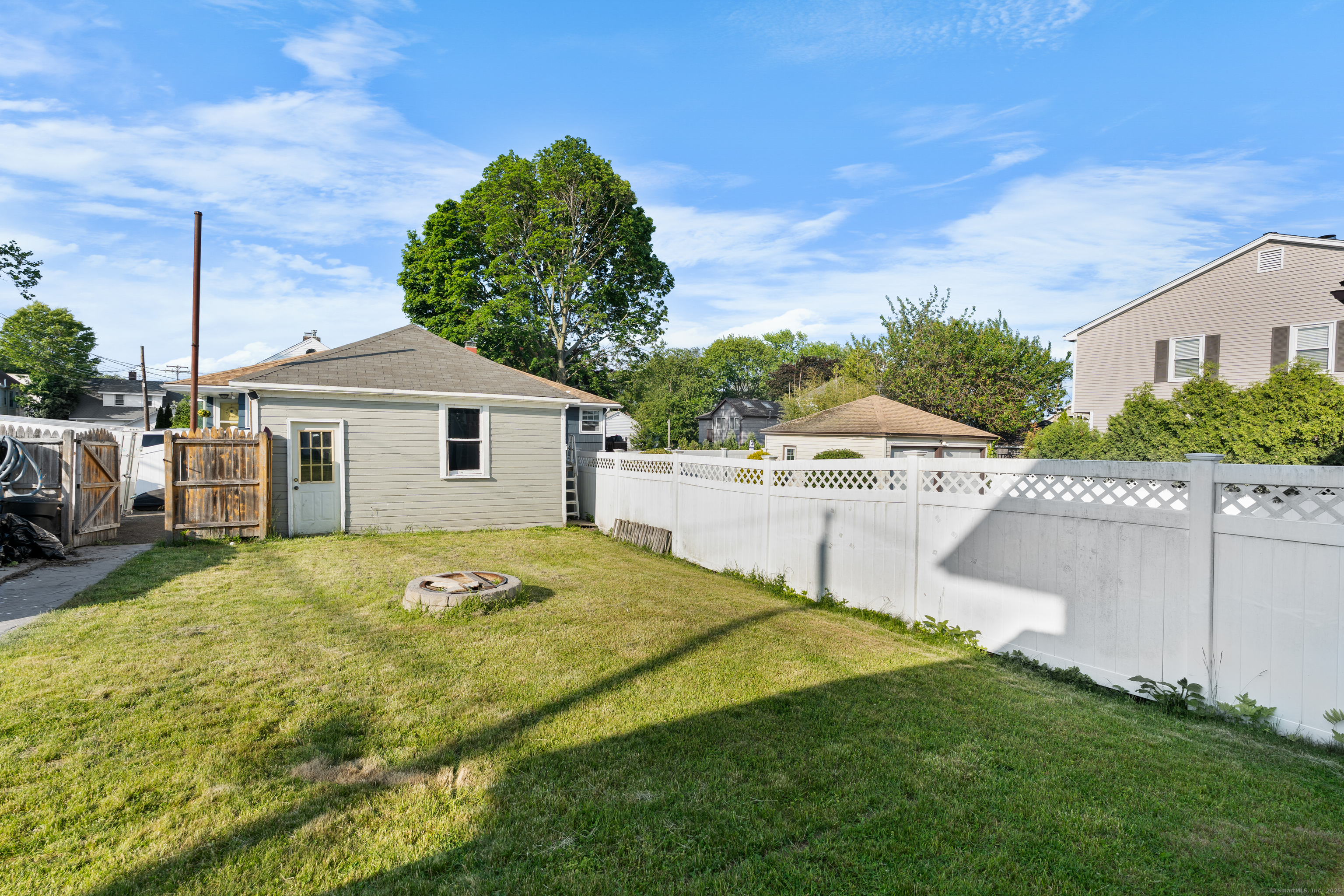 83 Minor Avenue