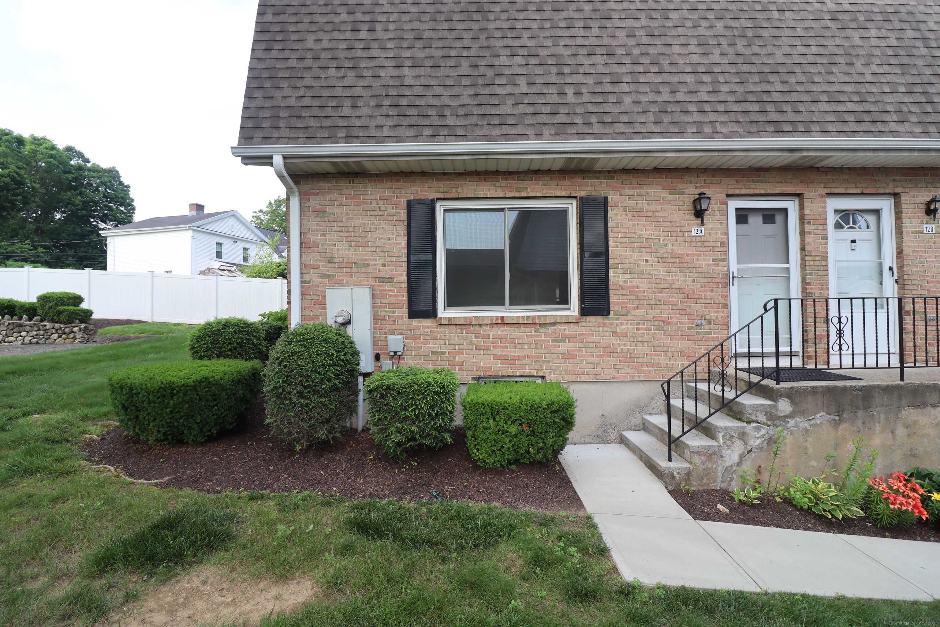 1385 Highland Avenue 12A
