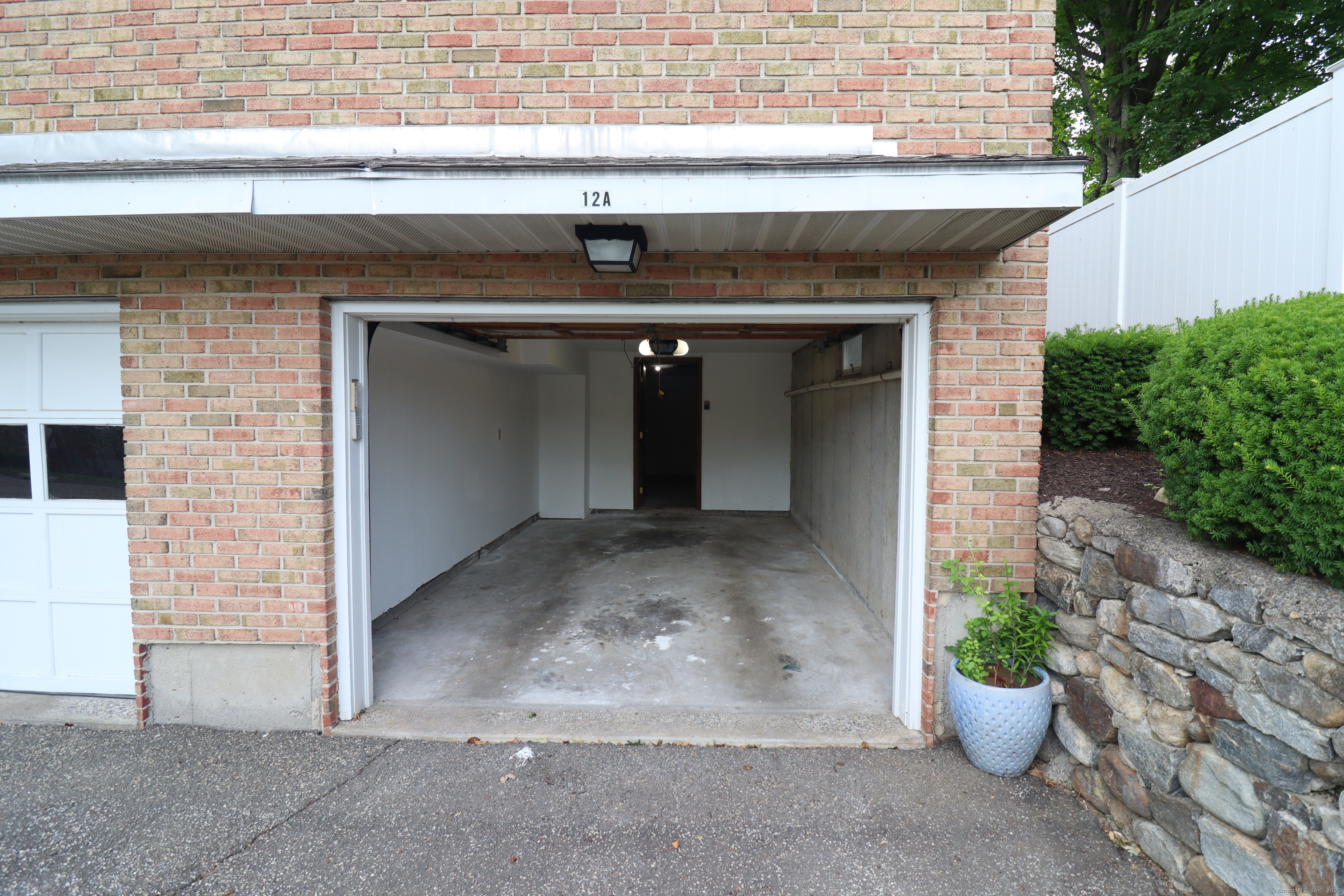 1385 Highland Avenue 12A