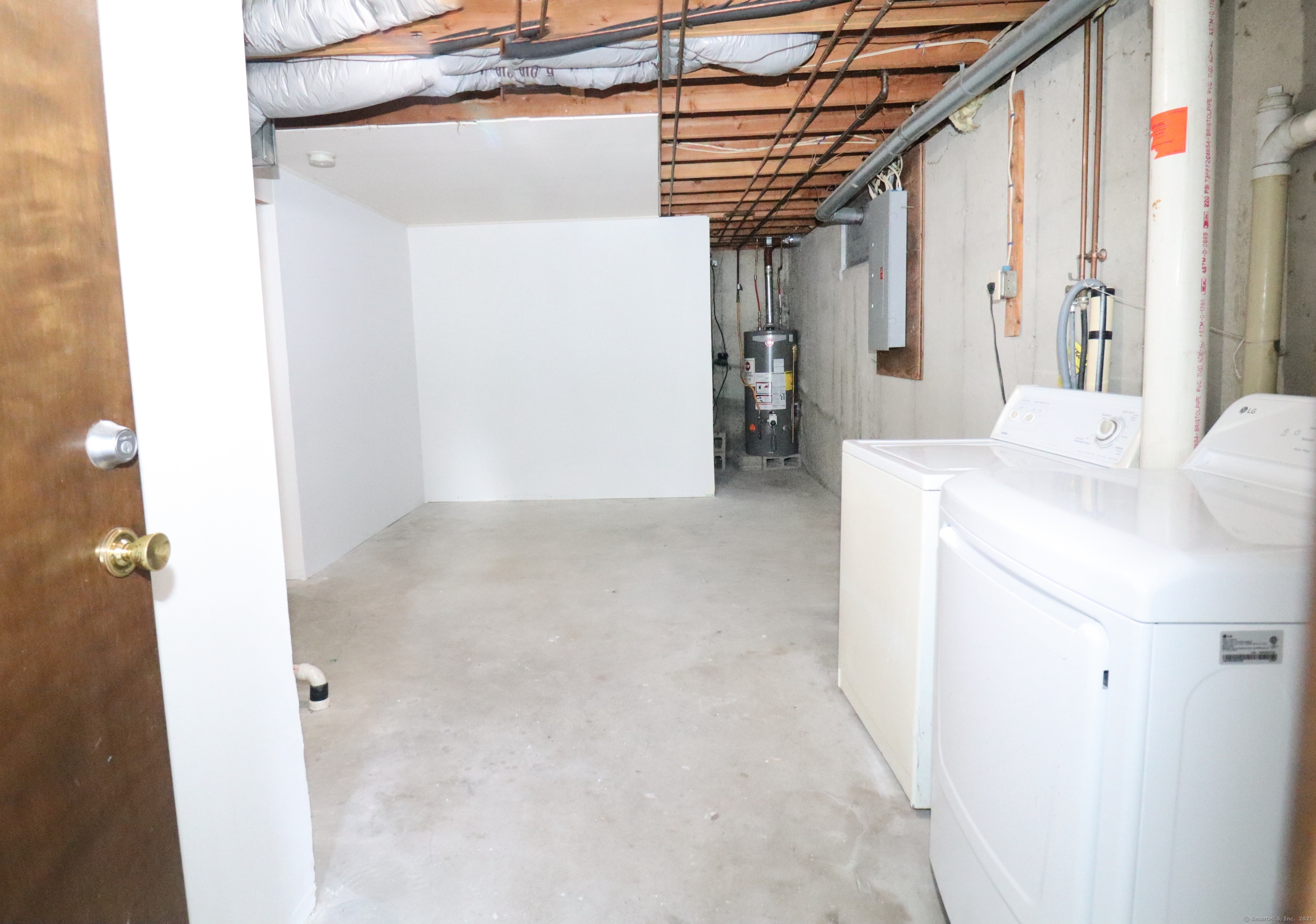1385 Highland Avenue 12A