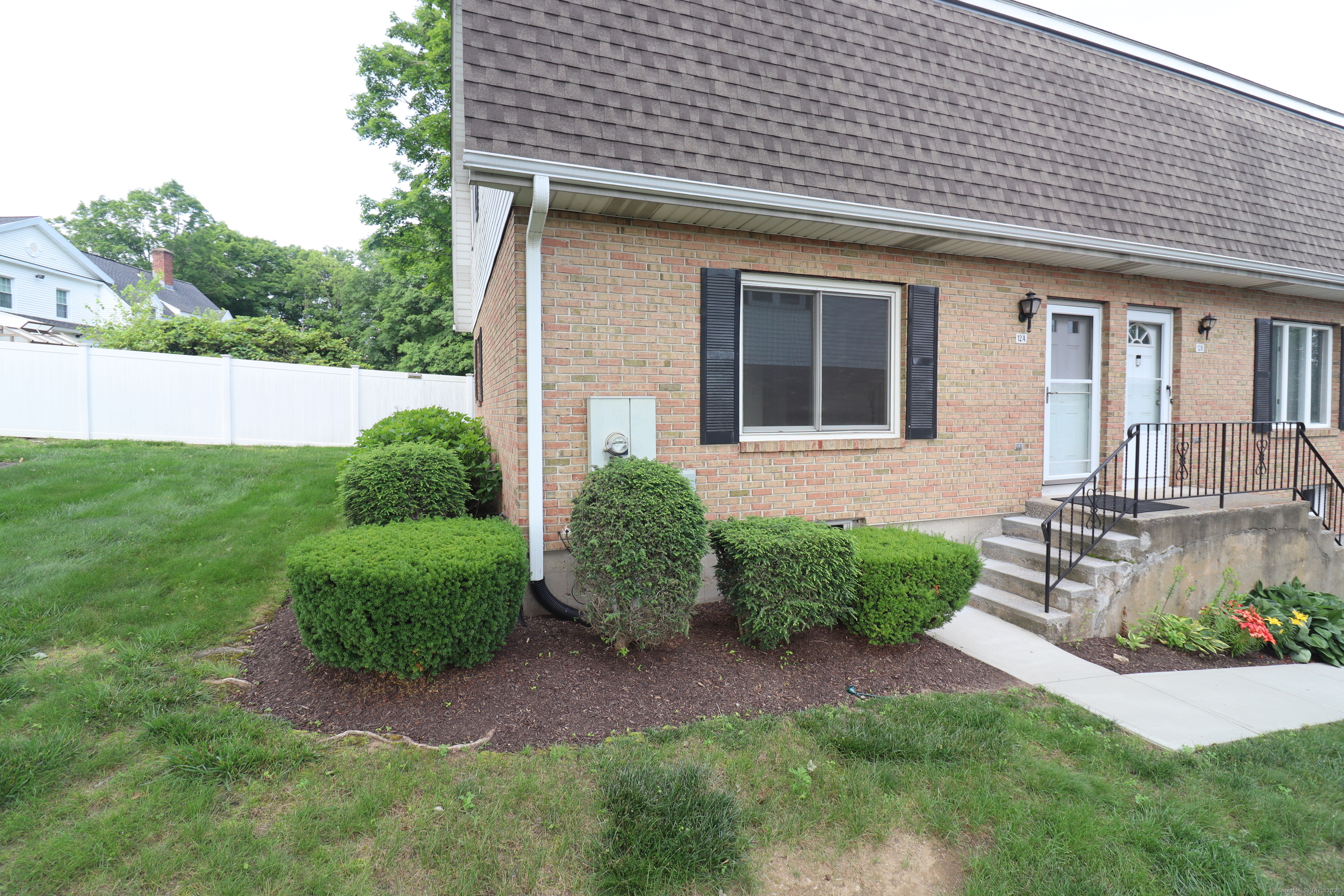 1385 Highland Avenue 12A