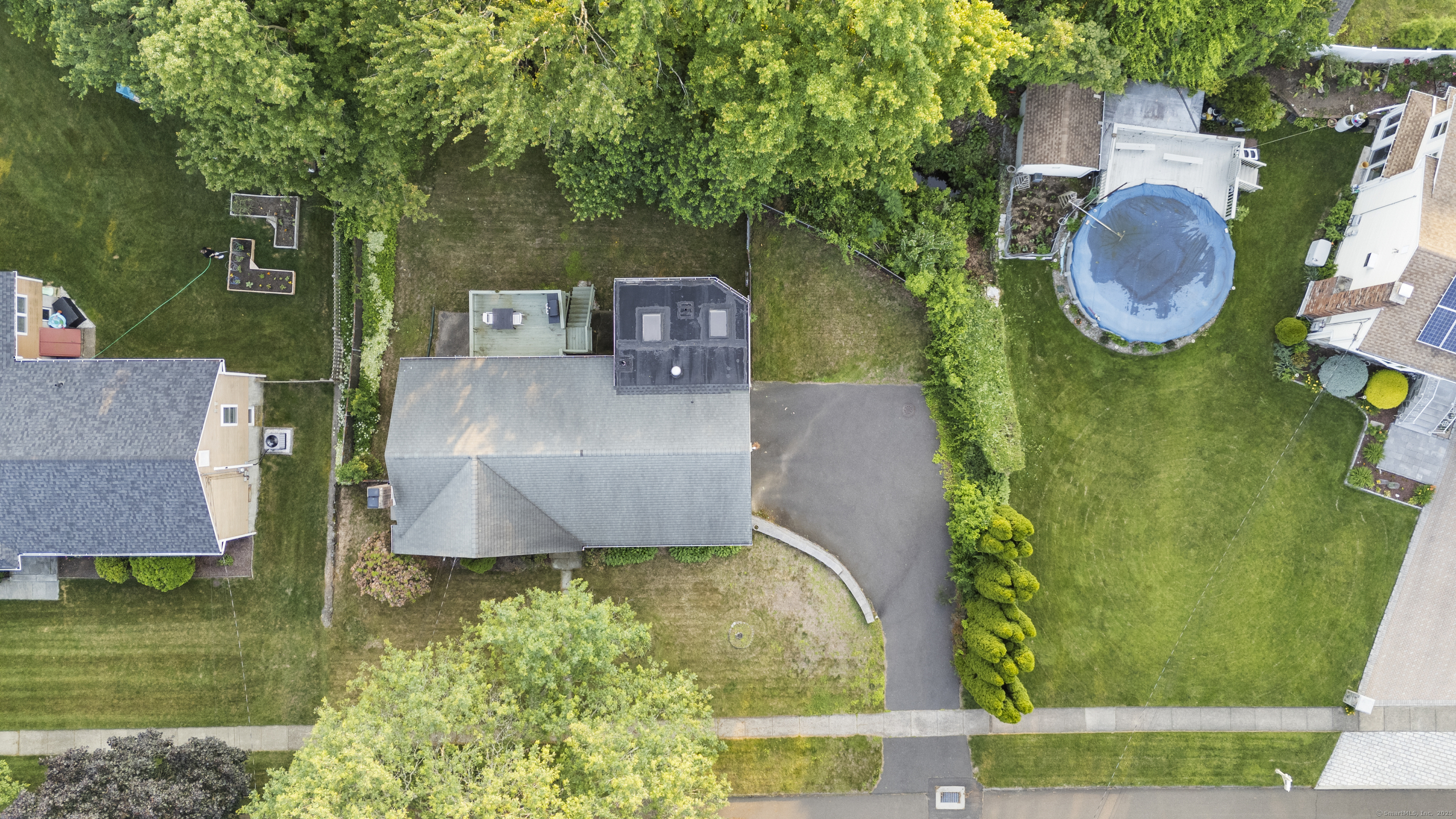 445 Emerald Place
