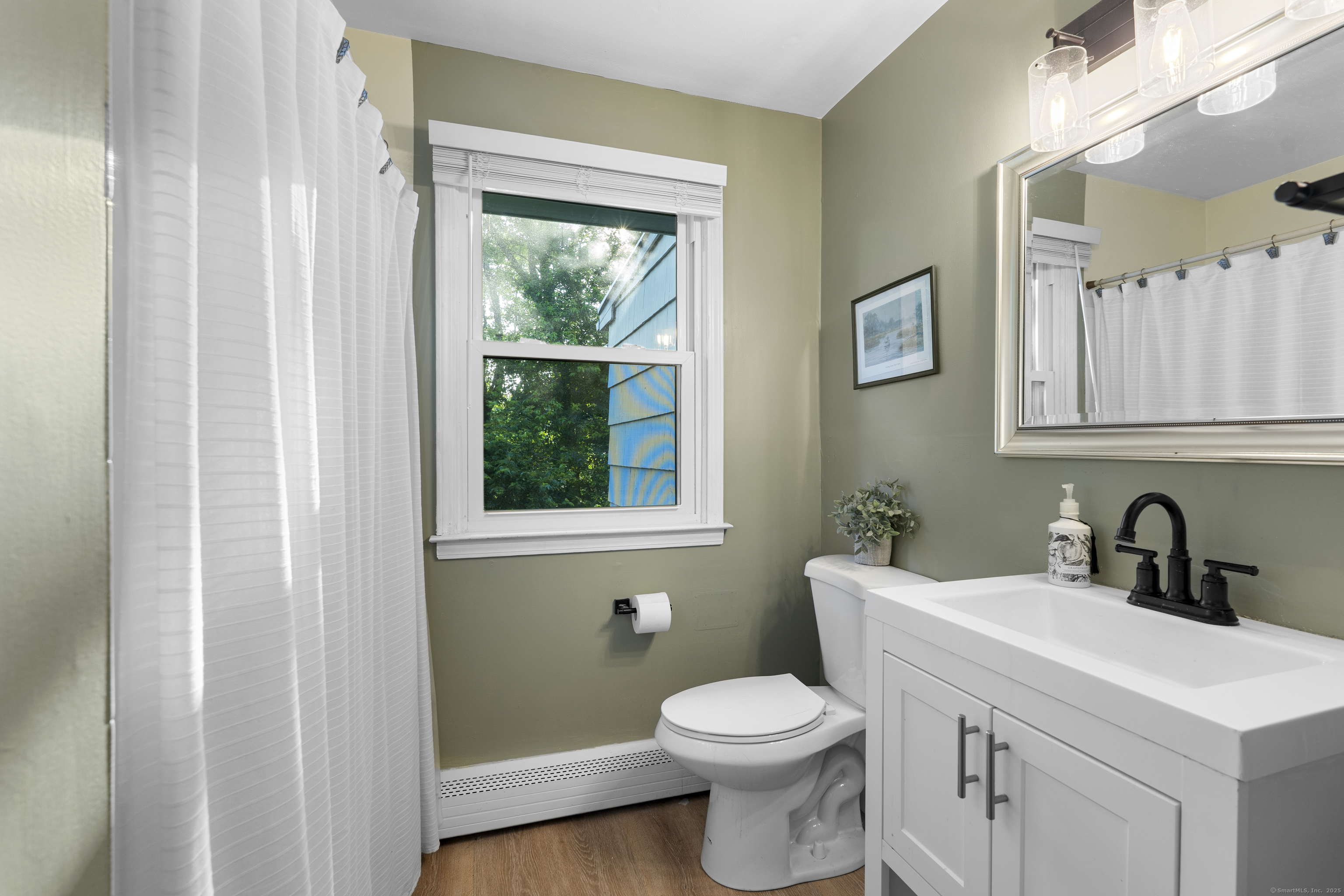 445 Emerald Place