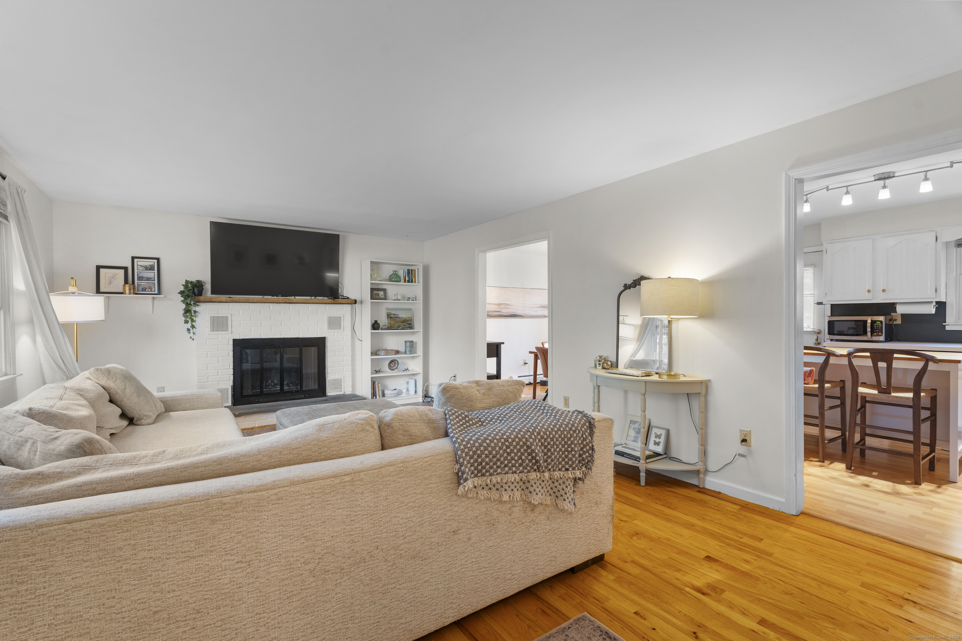 445 Emerald Place