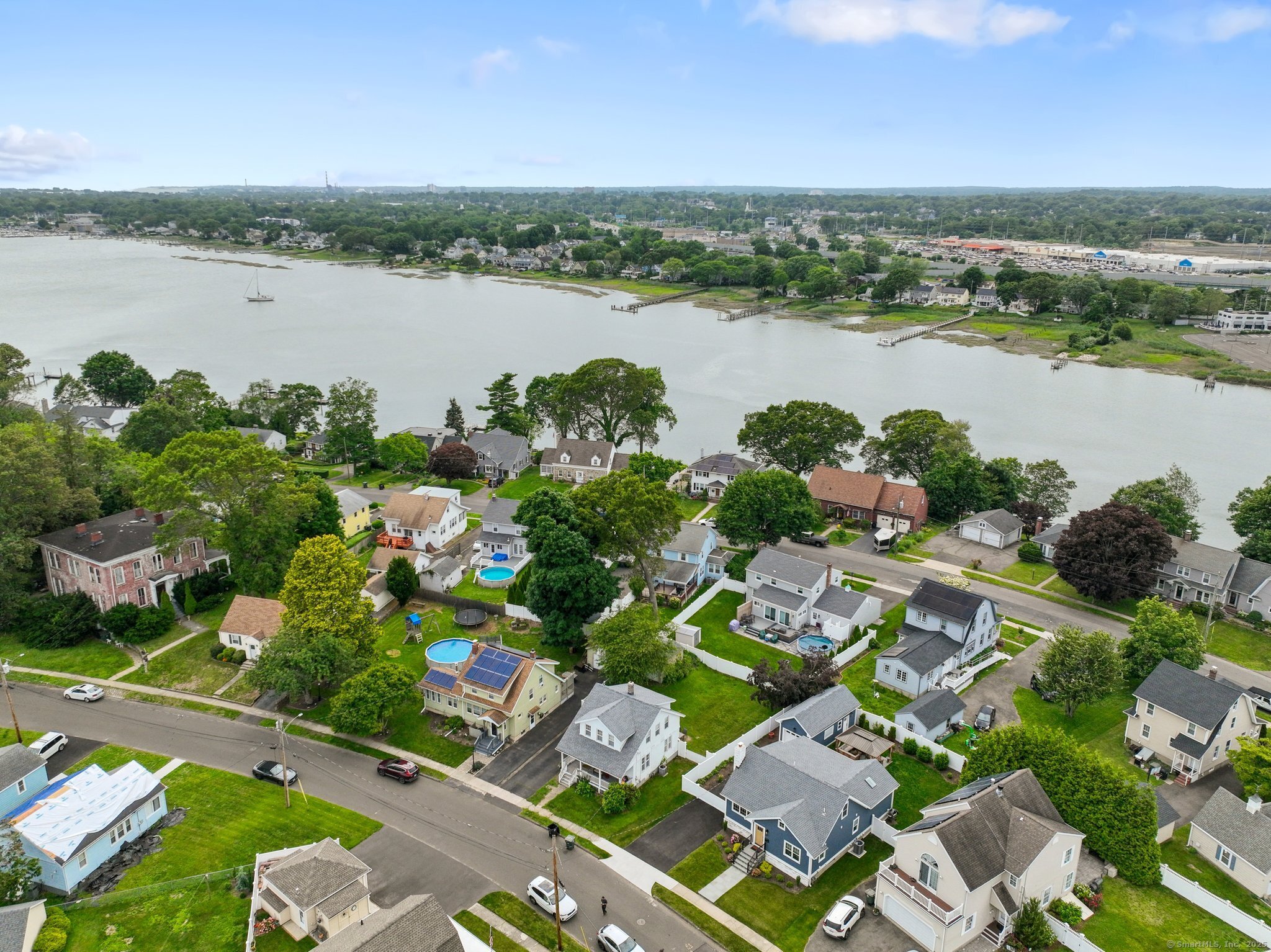 5 Crescent Drive