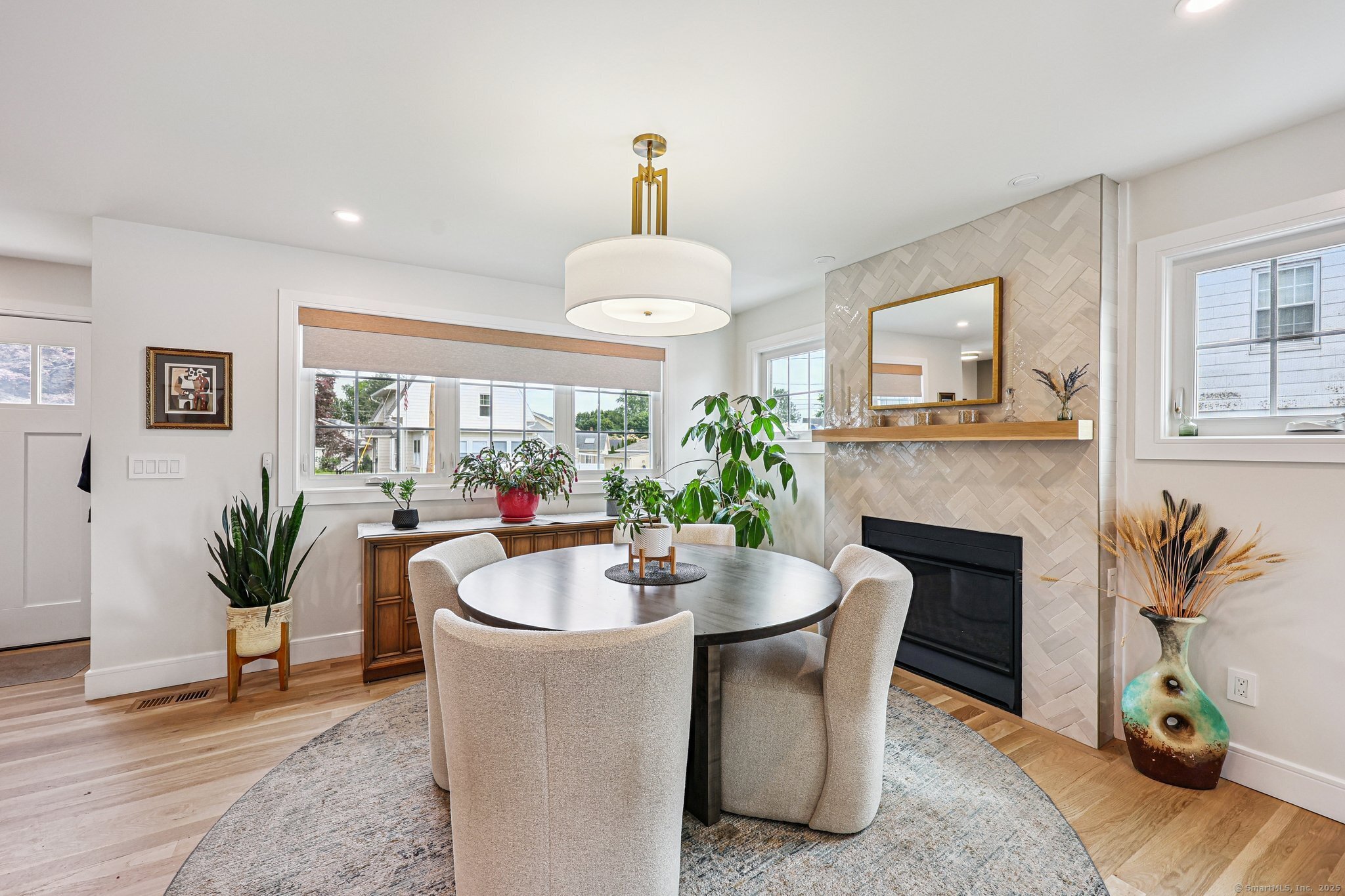 5 Crescent Drive