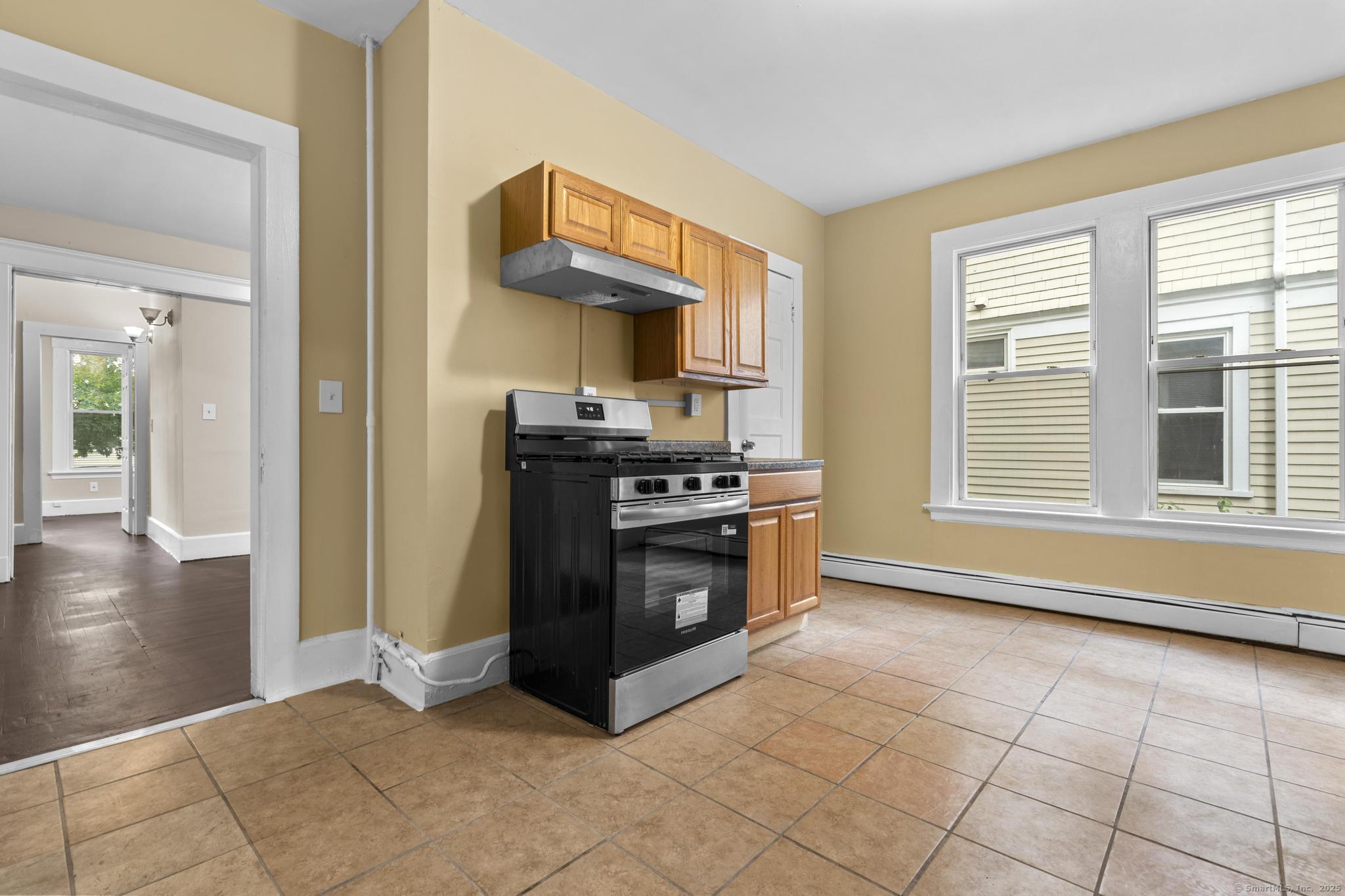260 Orchard Street 1st Flr