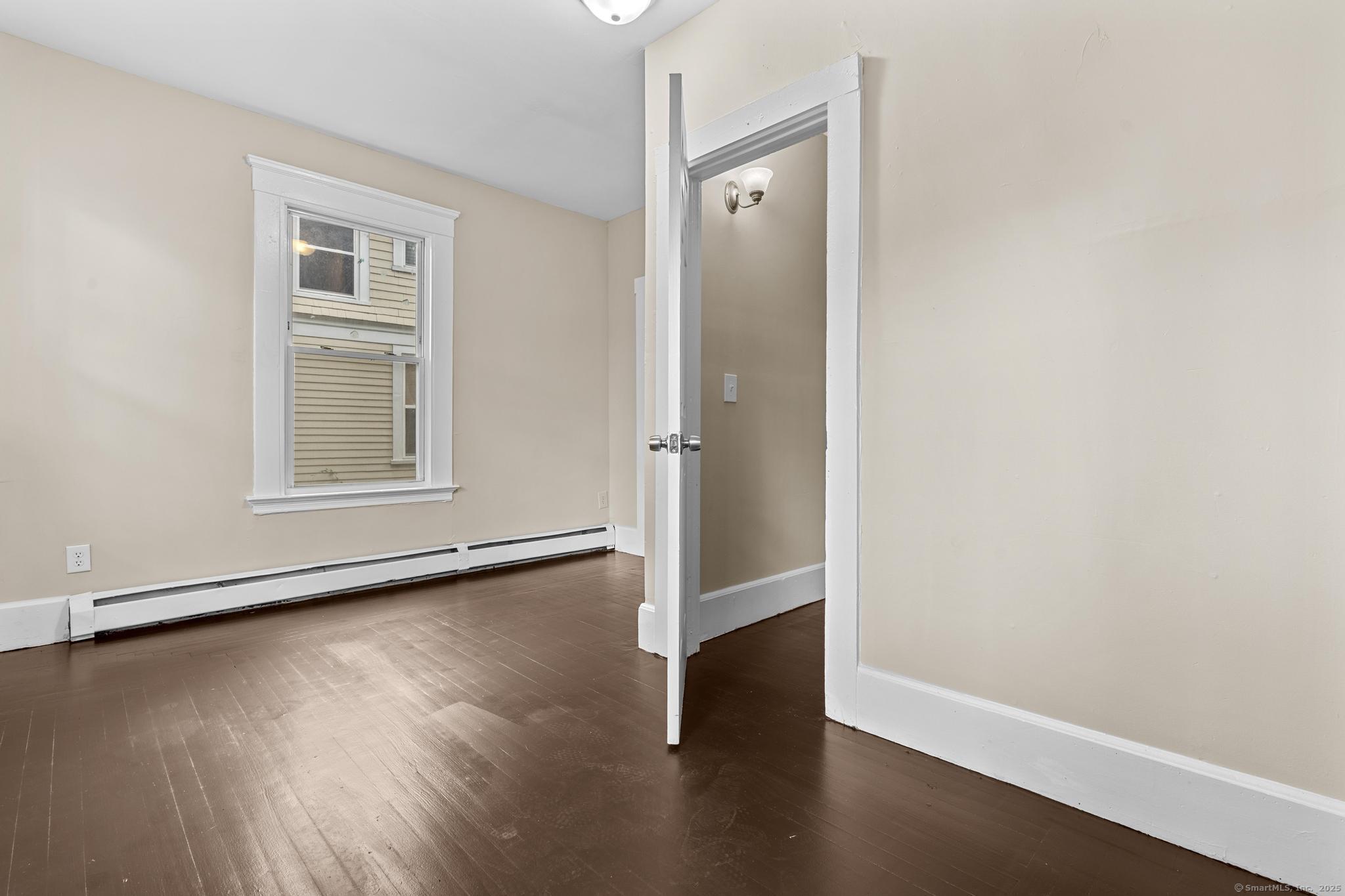 260 Orchard Street 1st Flr