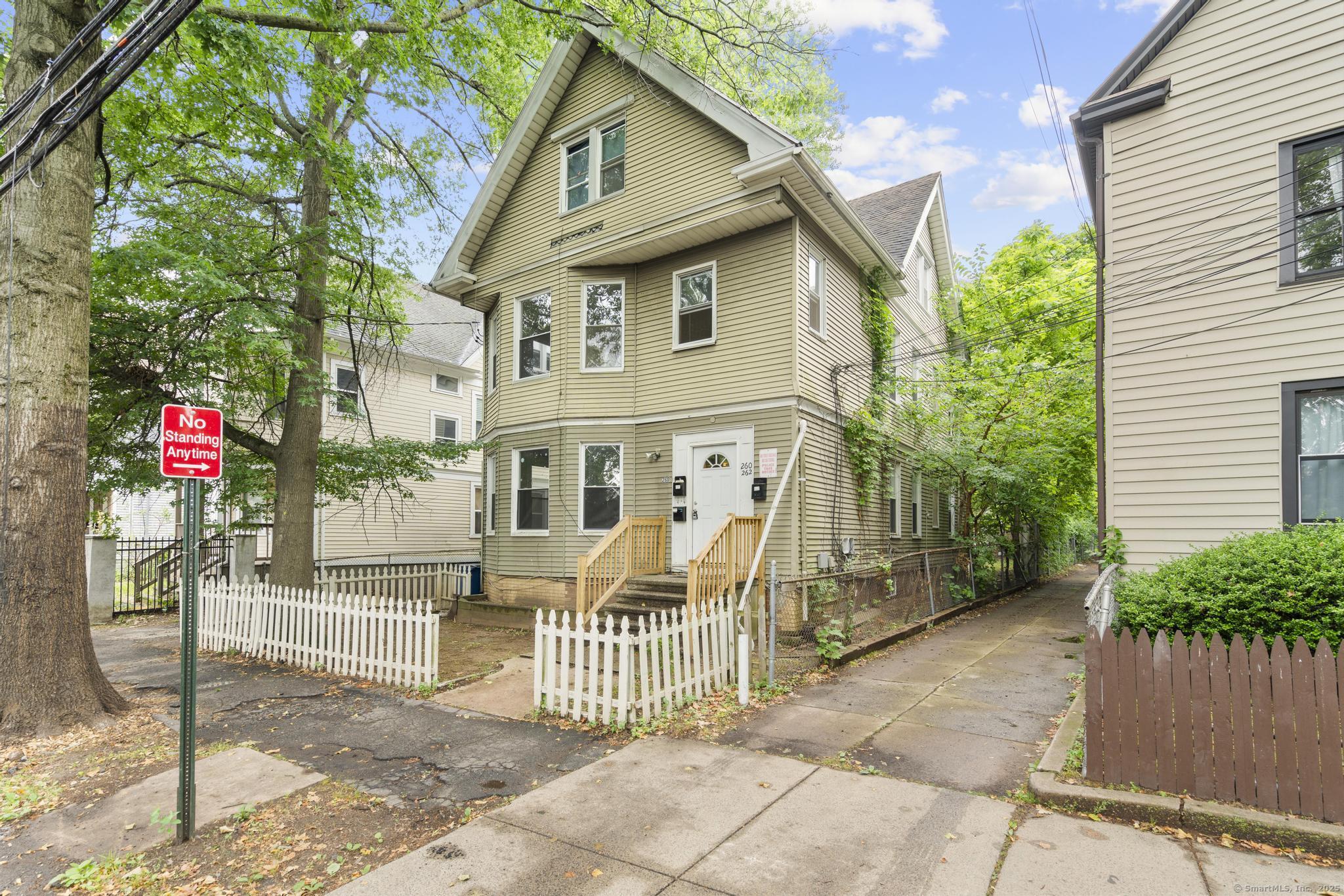 260 Orchard Street 1st Flr