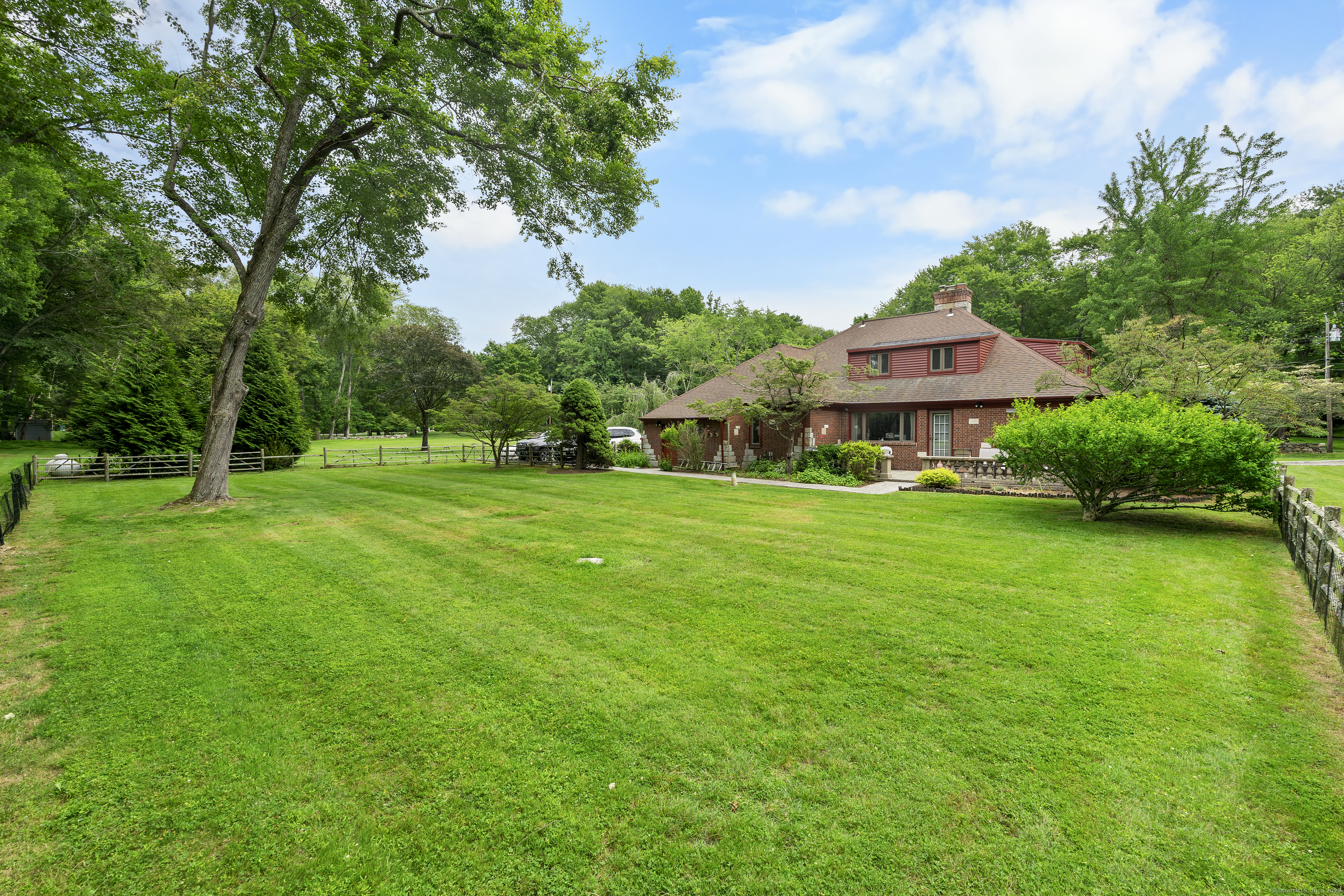 1180 Merwins Lane