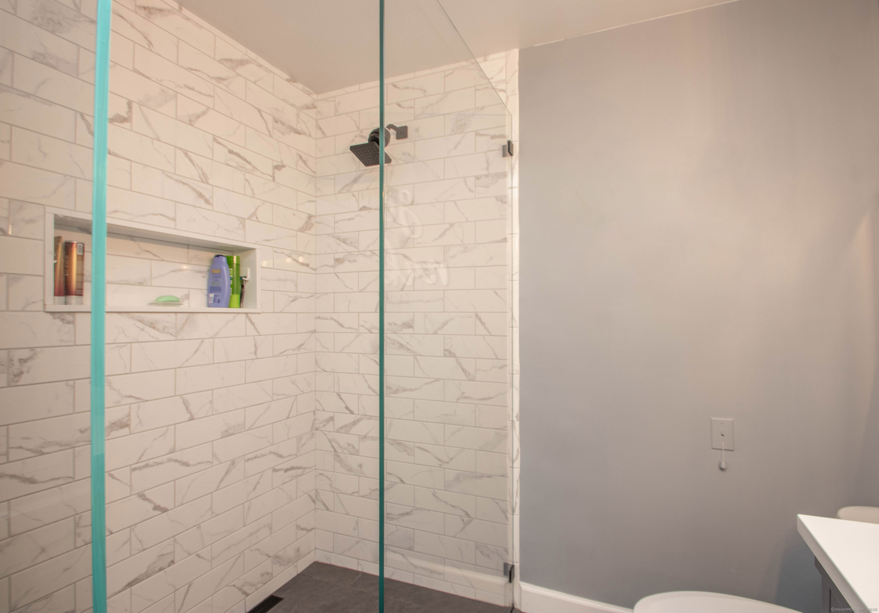 85 Camp Avenue APT 7K