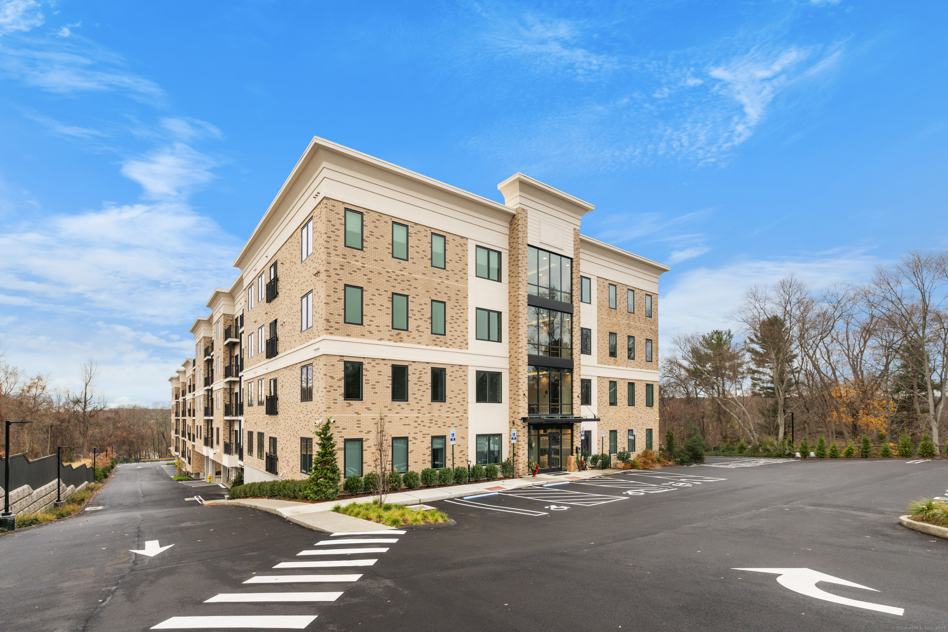 5545 Park Avenue 207