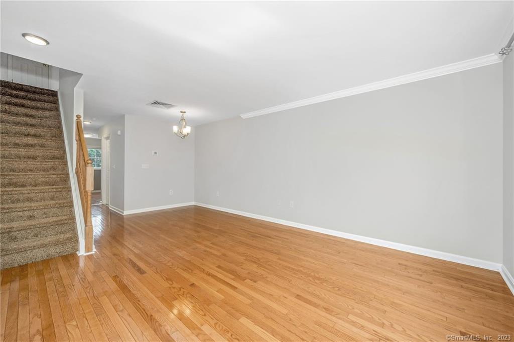 28 3rd Street 28
