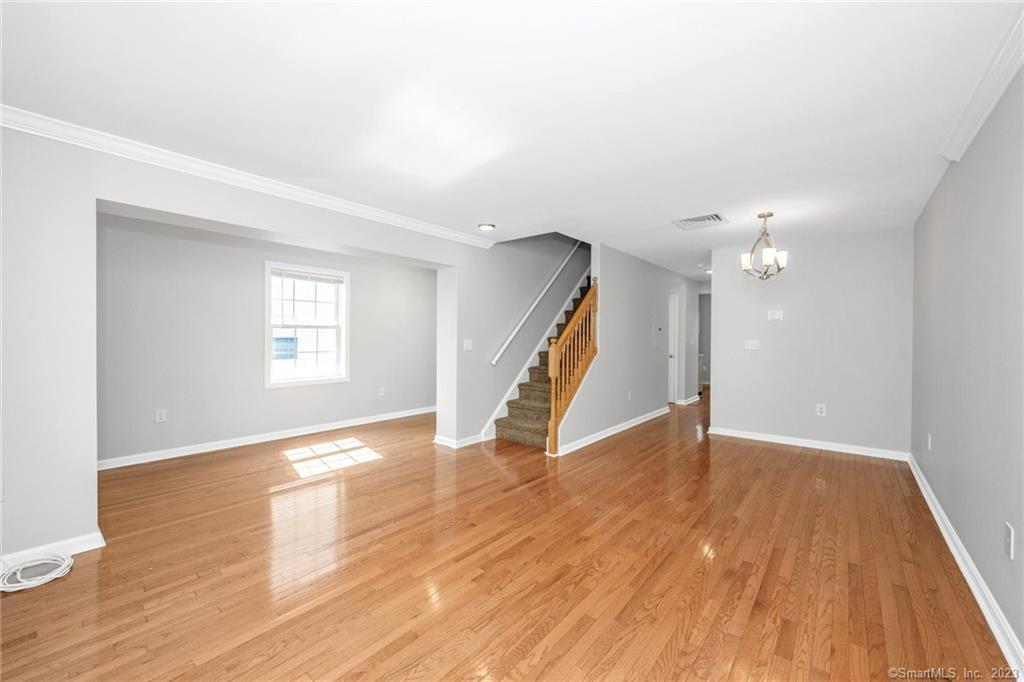 28 3rd Street 28