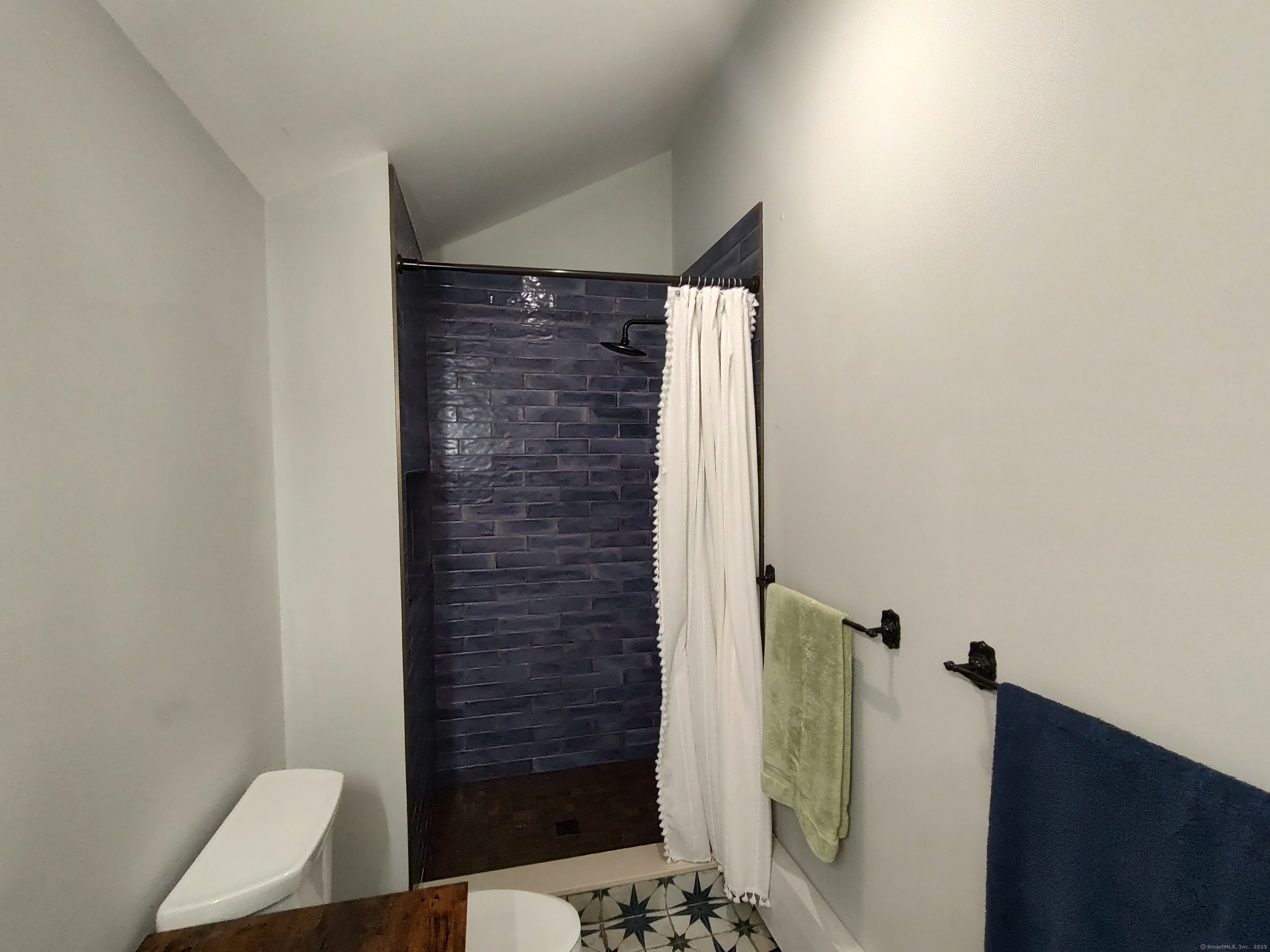 28 Tahmore Place