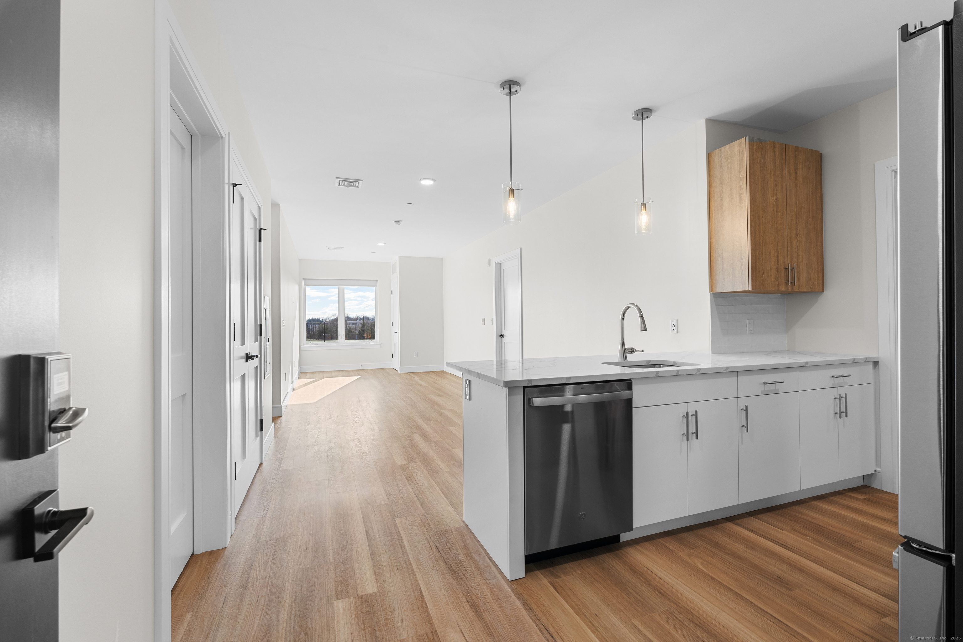 5545 Park Avenue 221