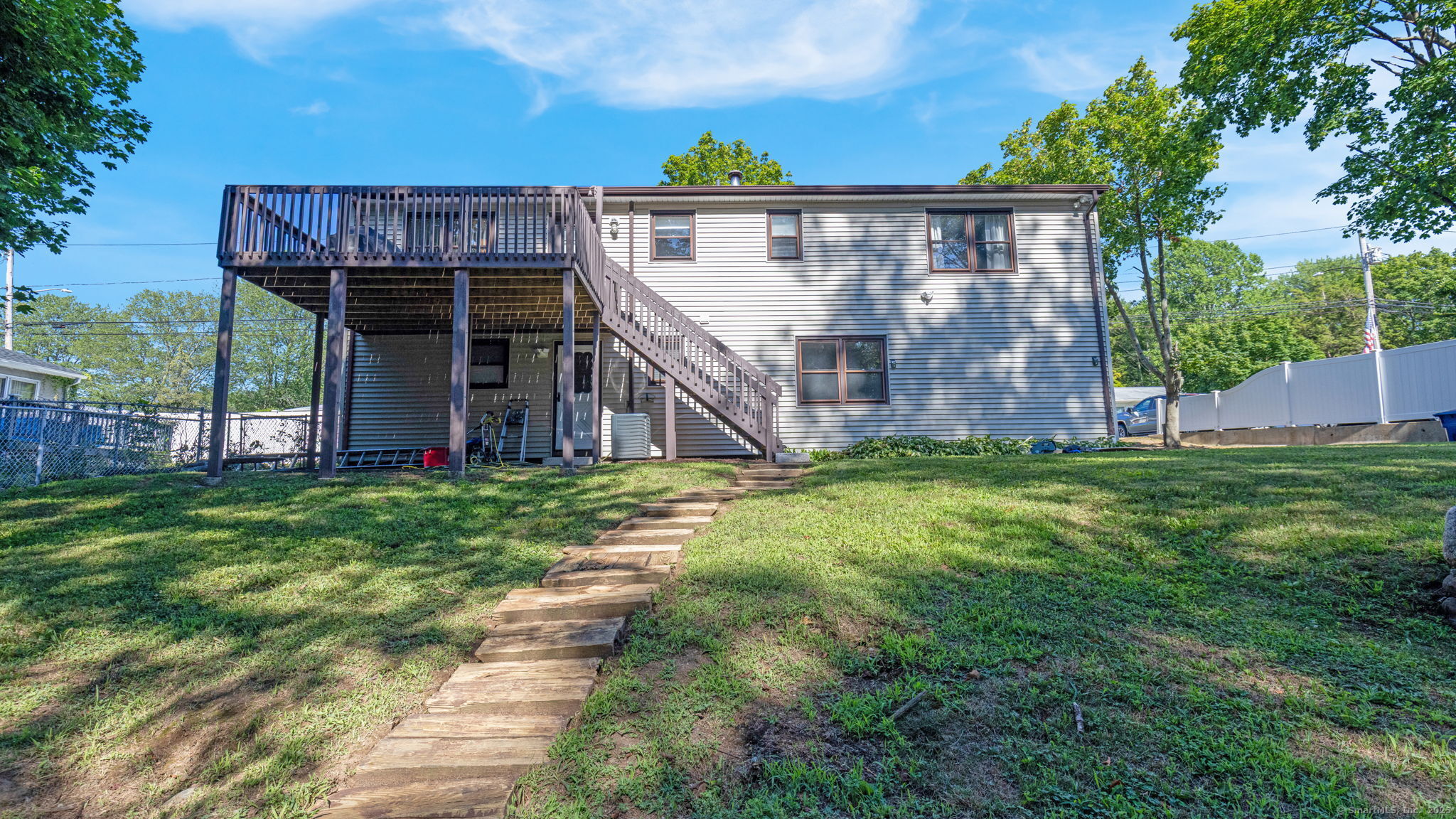 70 Island Lane