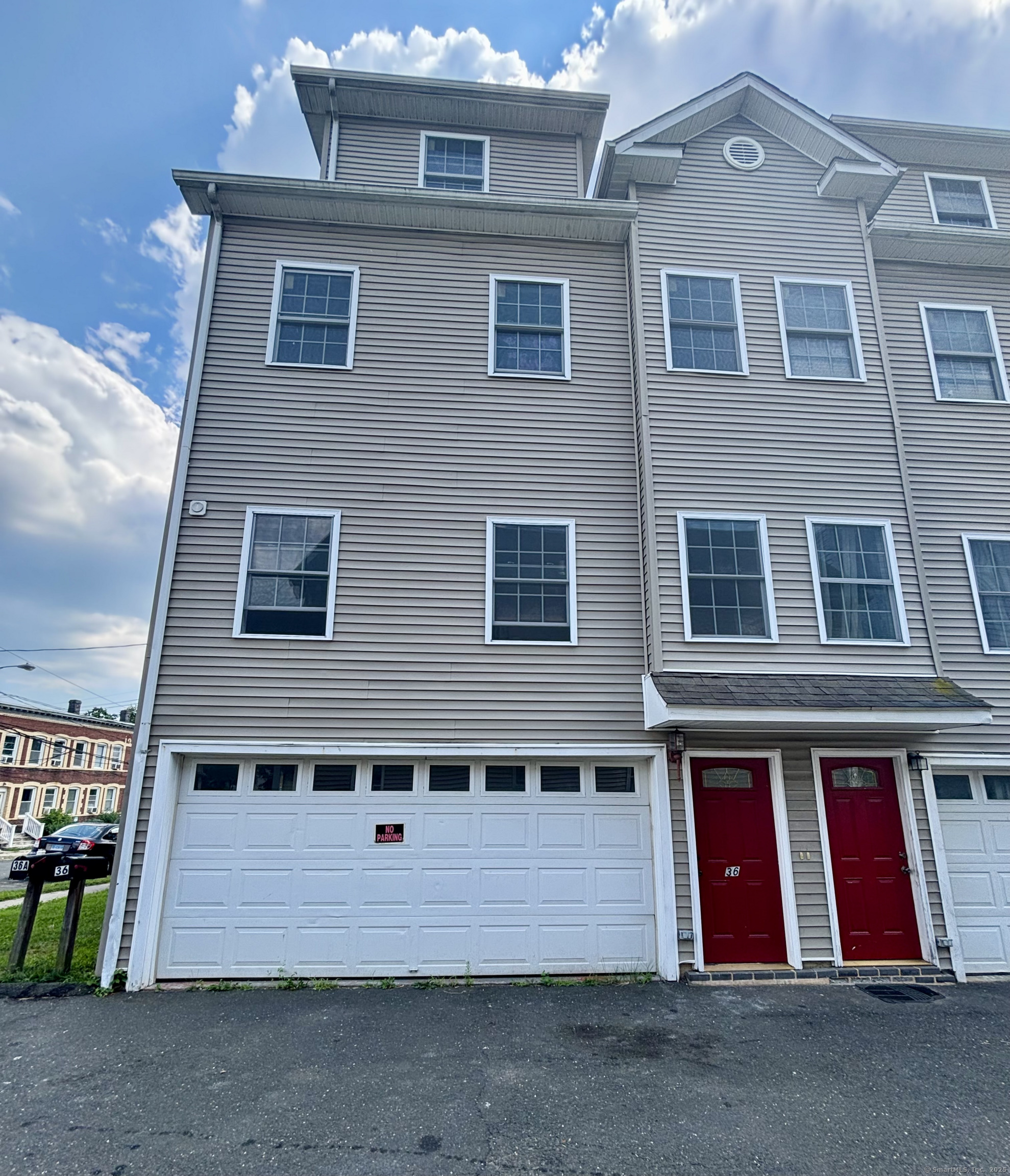 36 Alden Street A