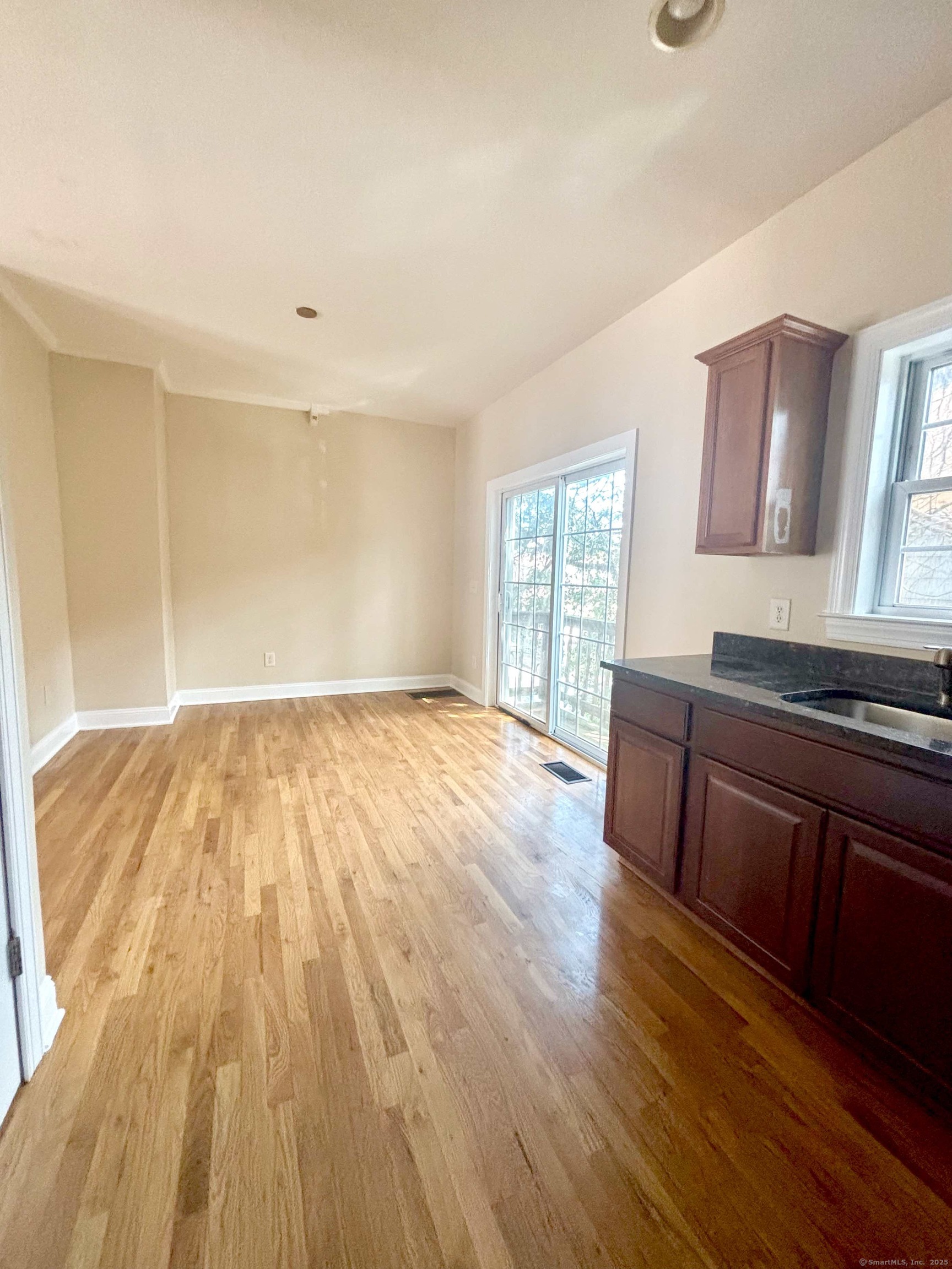 36 Alden Street A