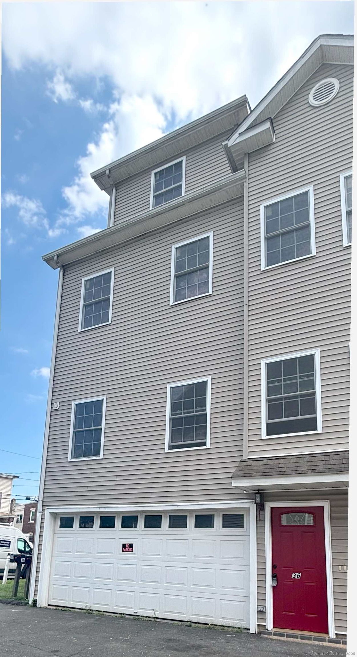 36 Alden Street A