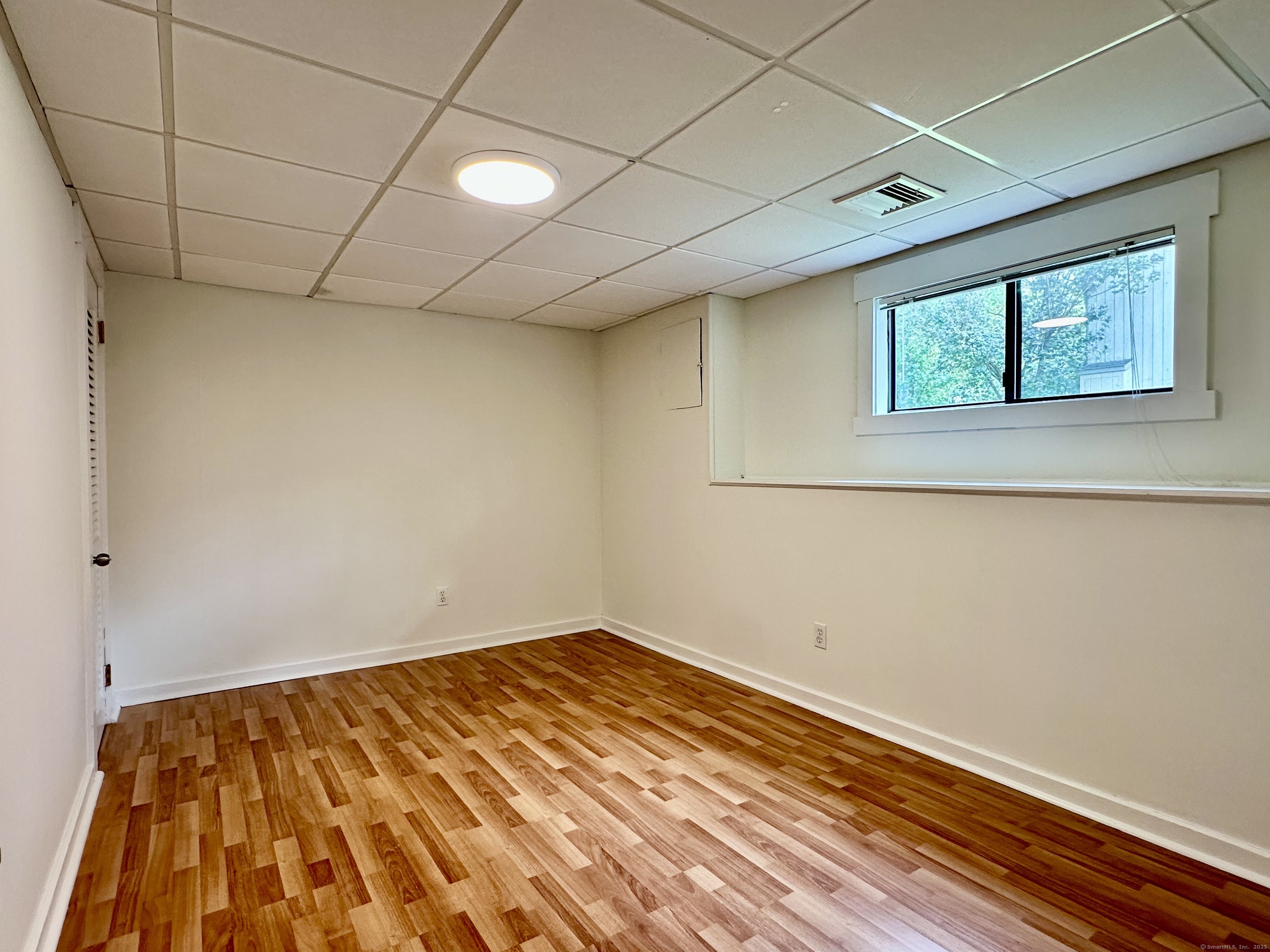 319 Navajo Lane B