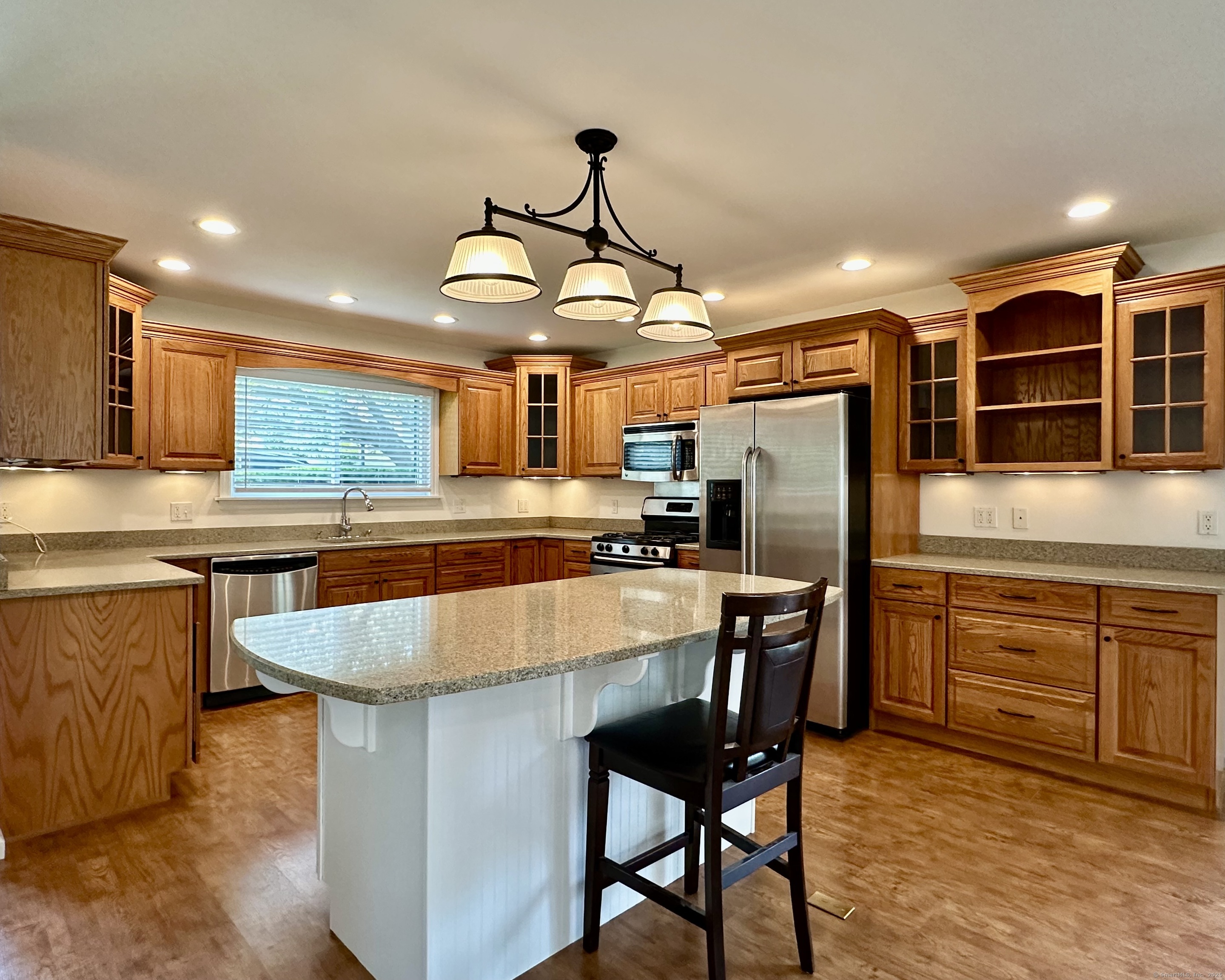 319 Navajo Lane B