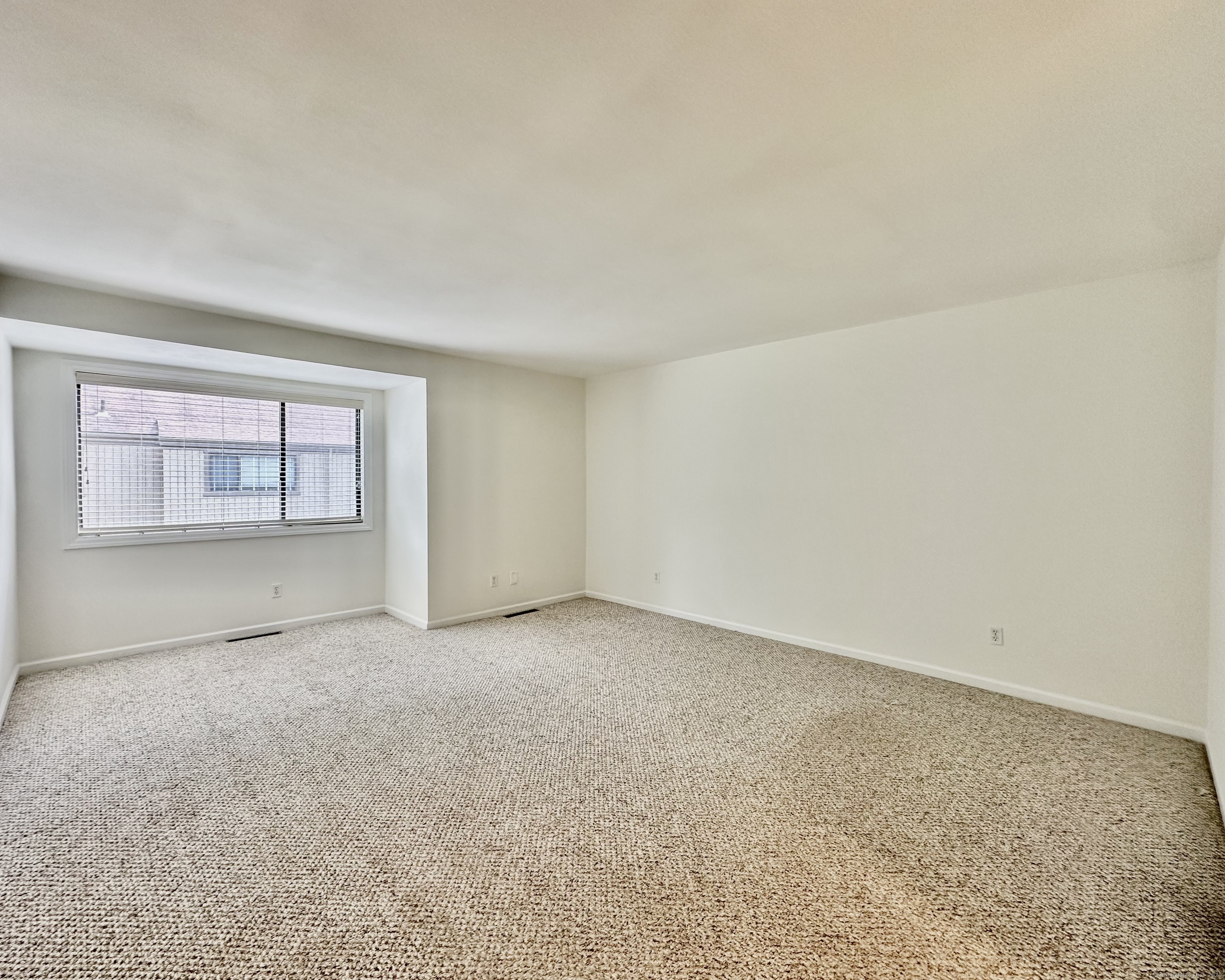 319 Navajo Lane B