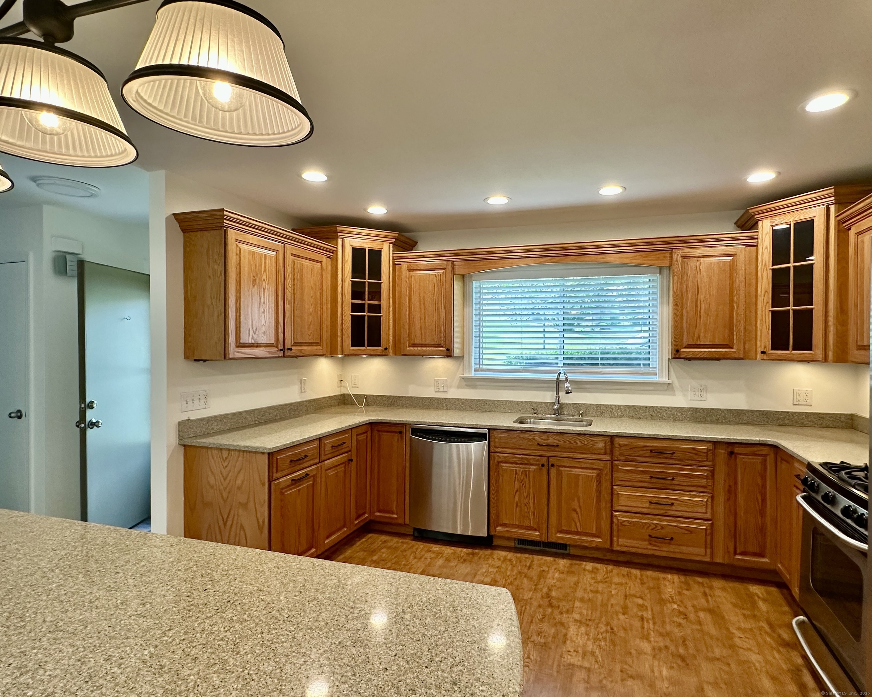 319 Navajo Lane B