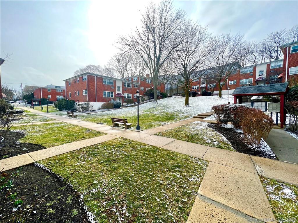 11 Bedford Avenue APT N2