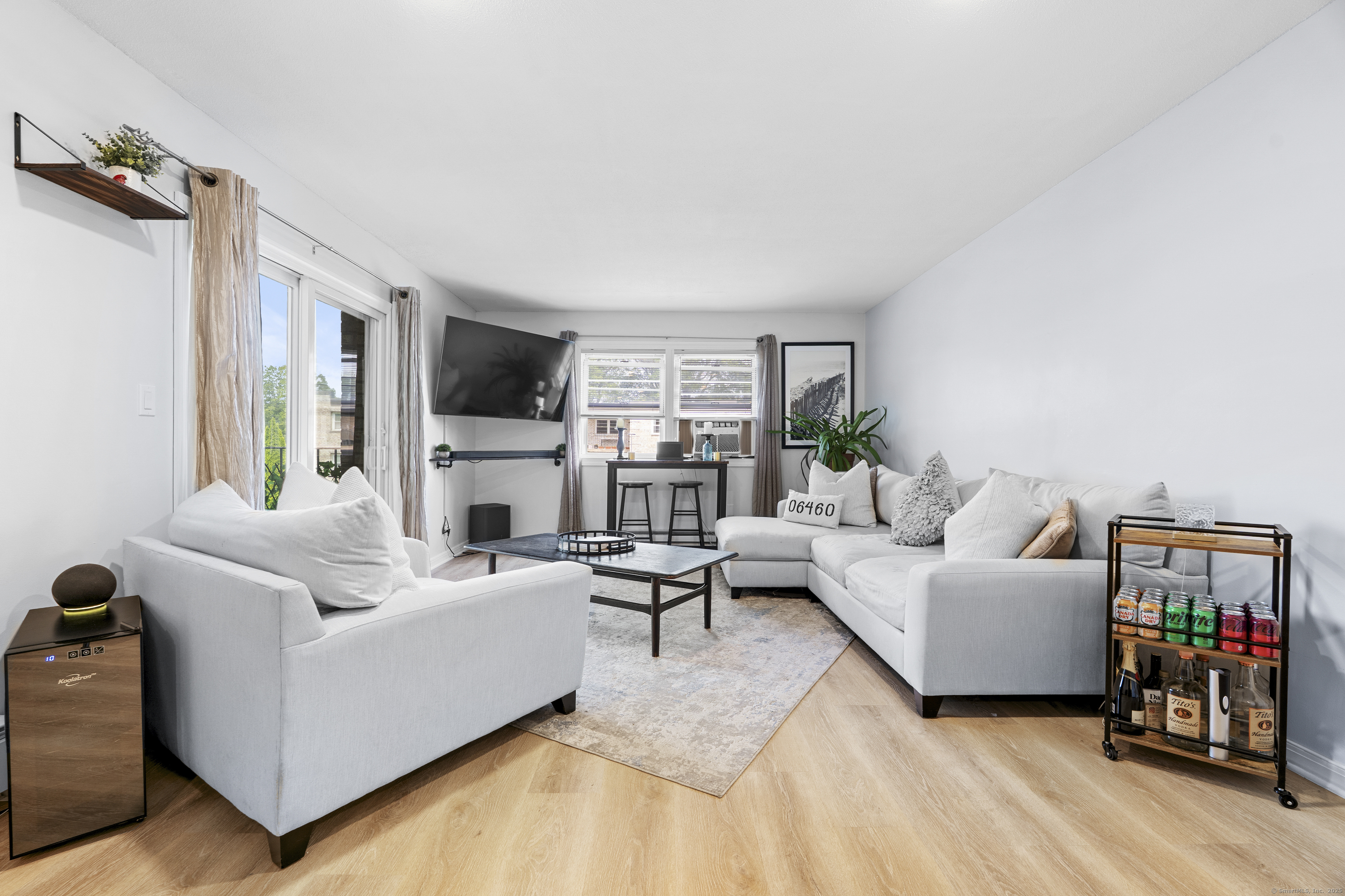 308 Meadowside Road APT 201