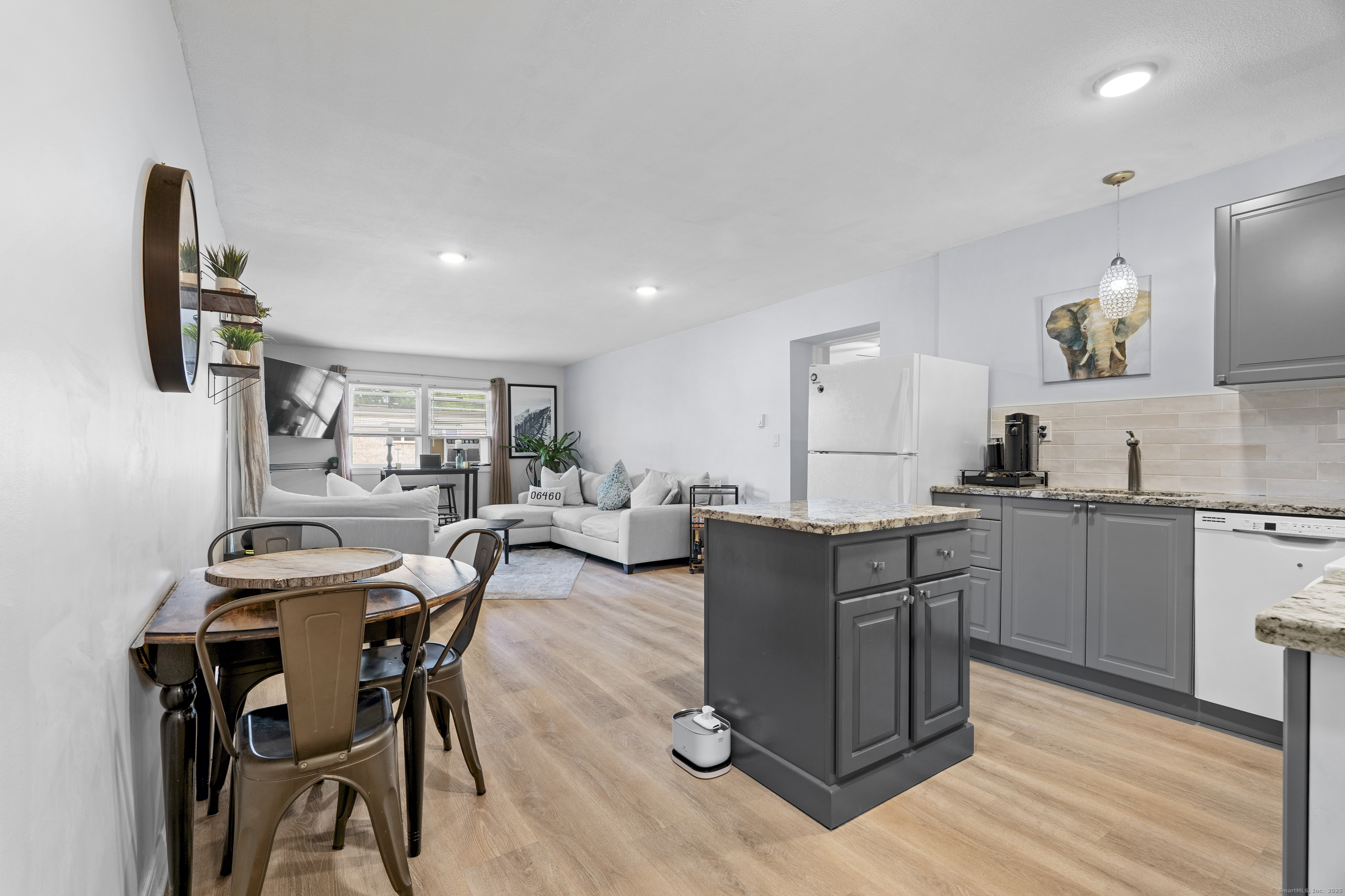 308 Meadowside Road APT 201