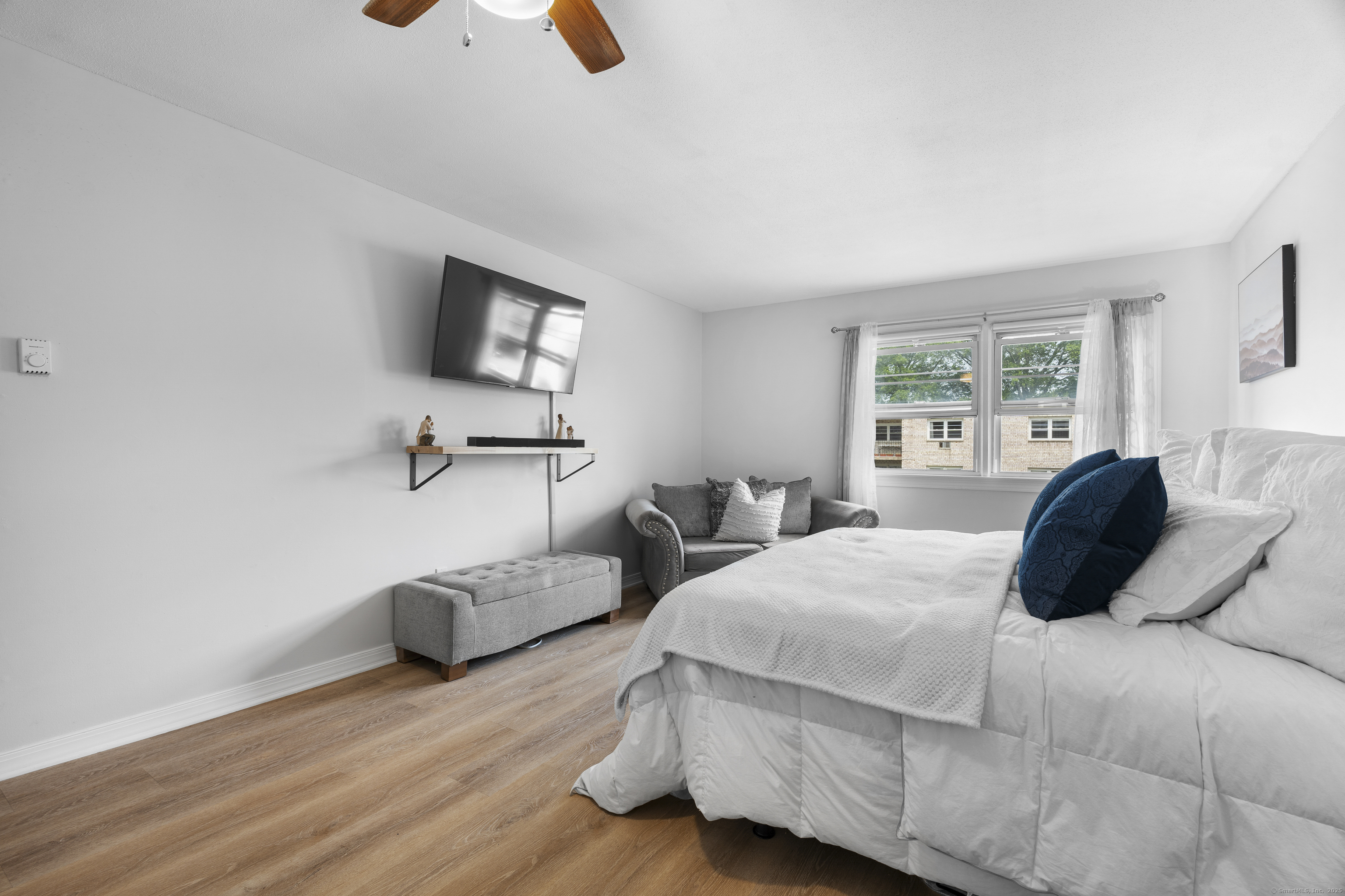 308 Meadowside Road APT 201