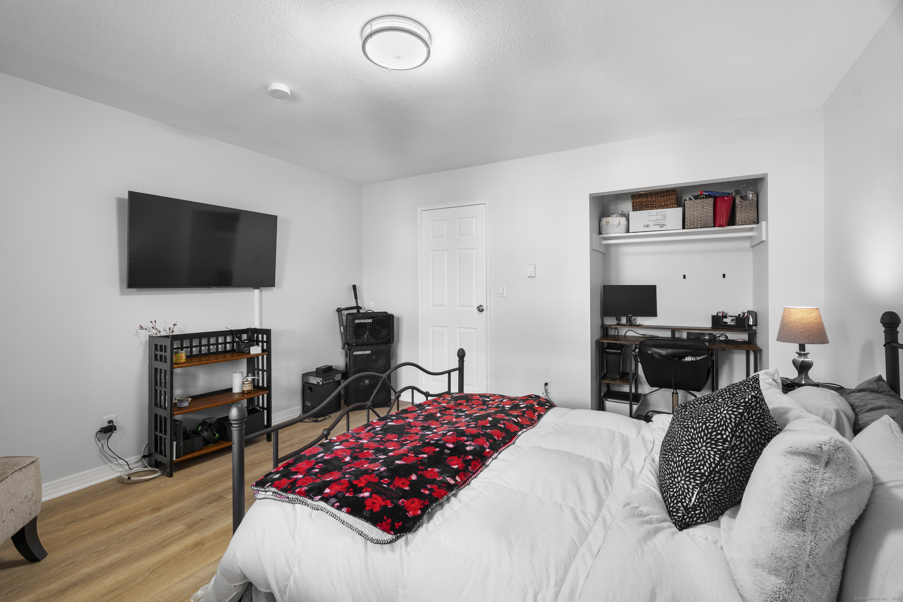 308 Meadowside Road APT 201