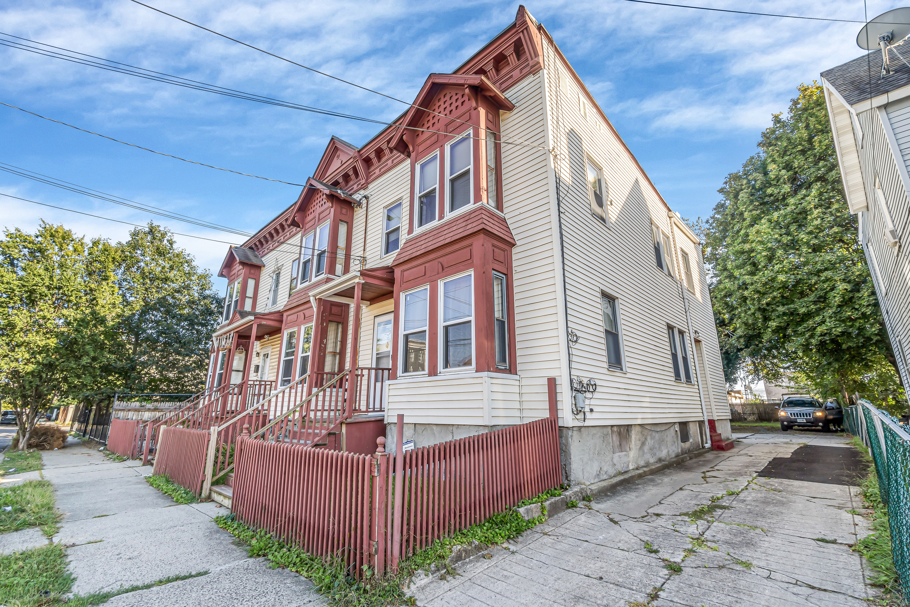 704 Maple Street 704