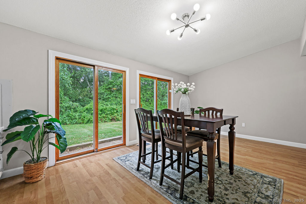 6 Barrington Drive APT A