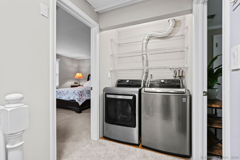 6 Barrington Drive APT A