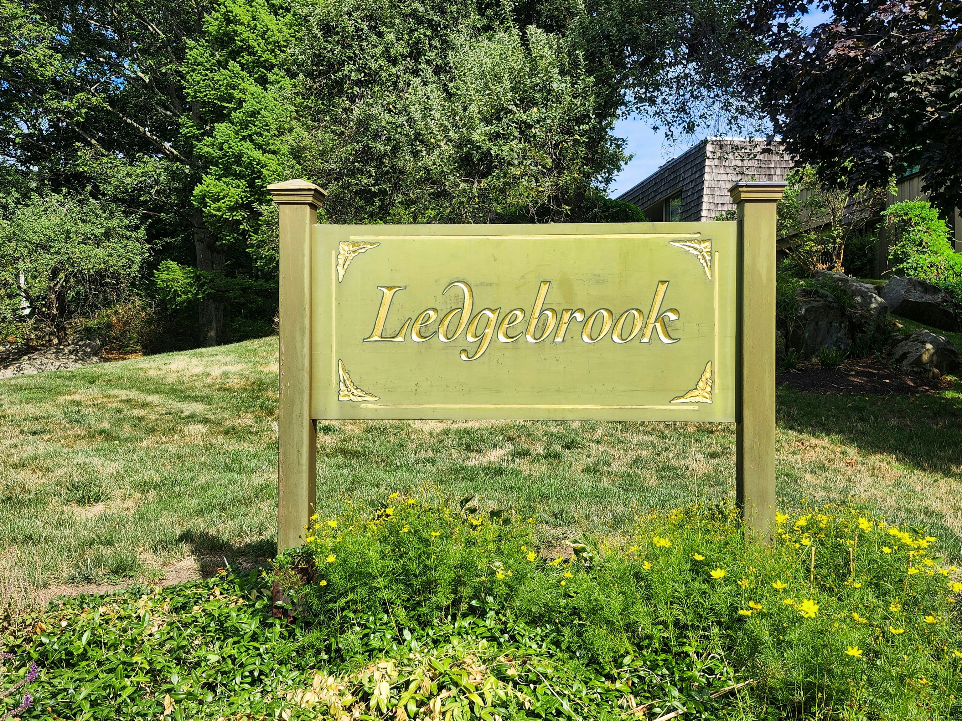 34 Ledgebrook Drive 34