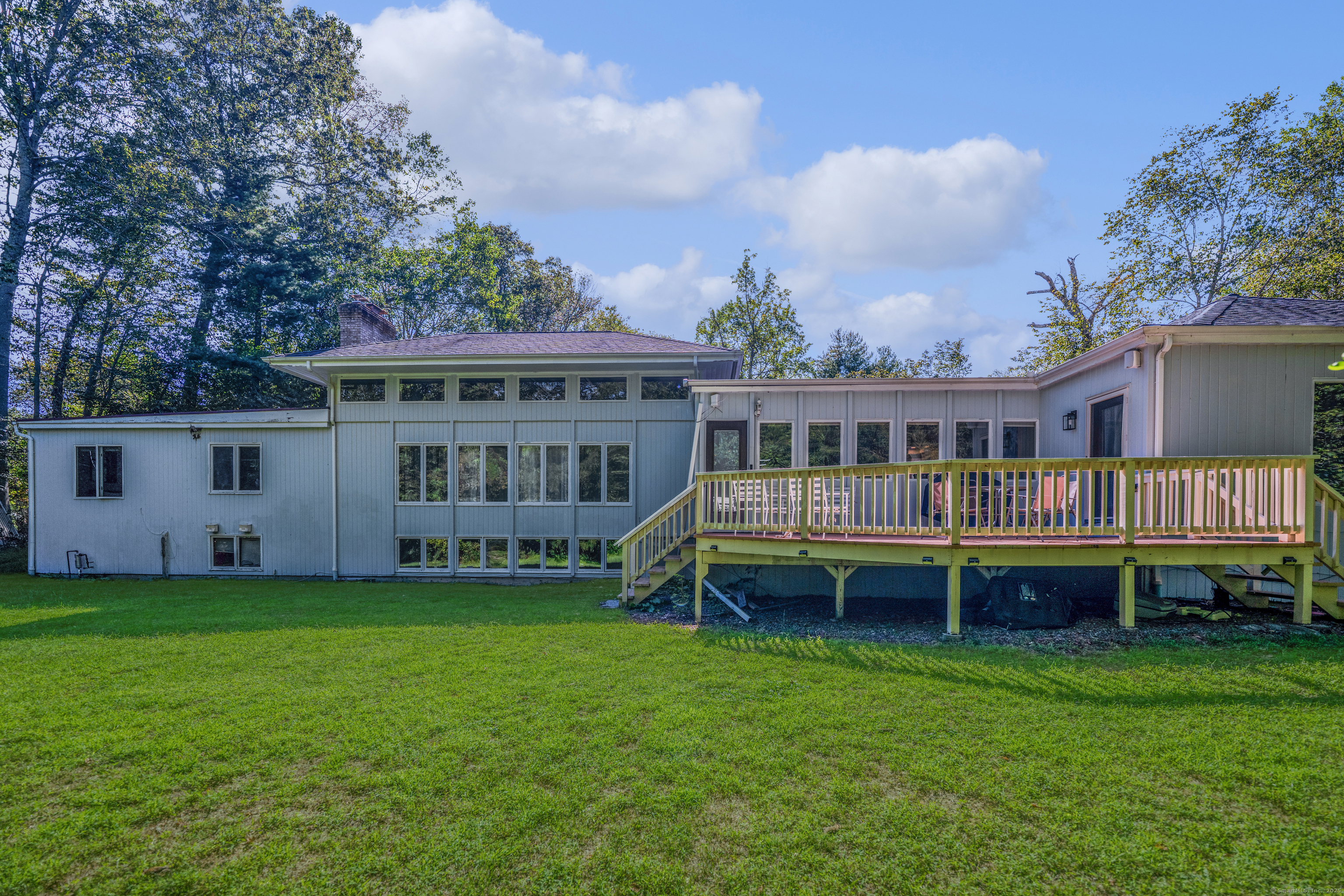 480 Riders Lane