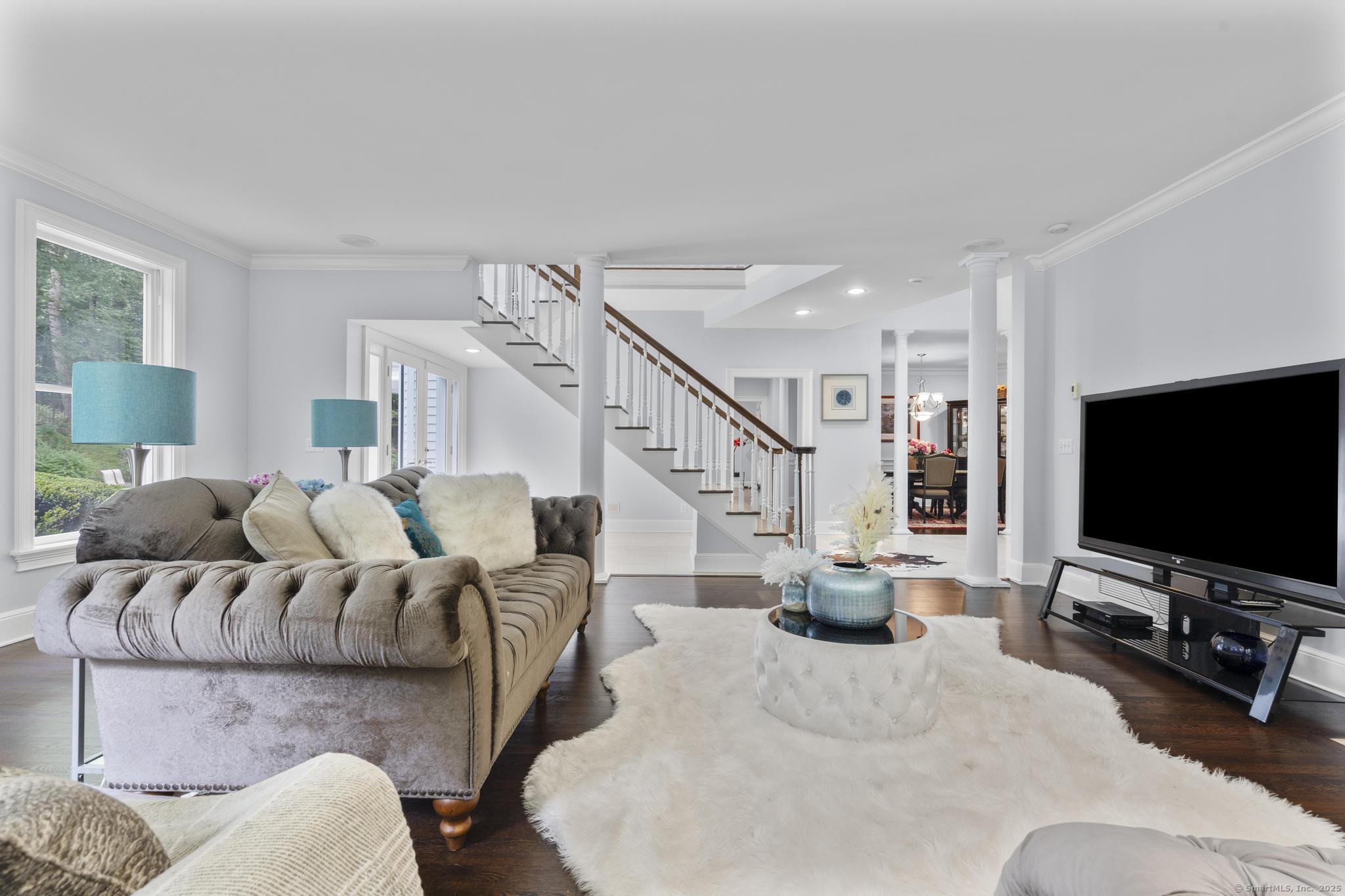 101 Brambley Hedge Circle