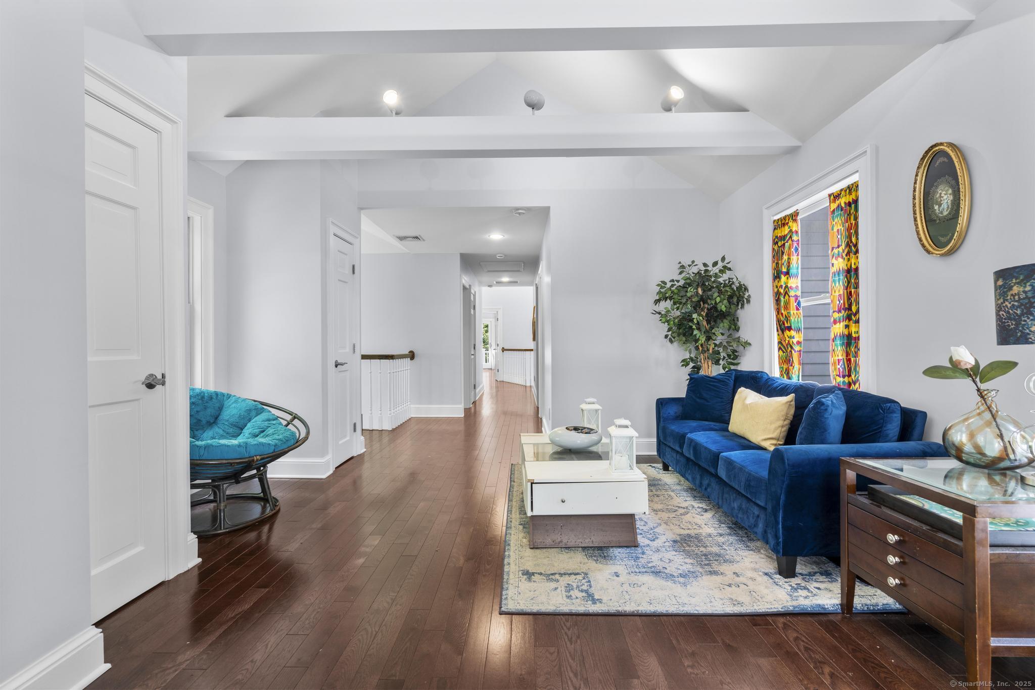 101 Brambley Hedge Circle