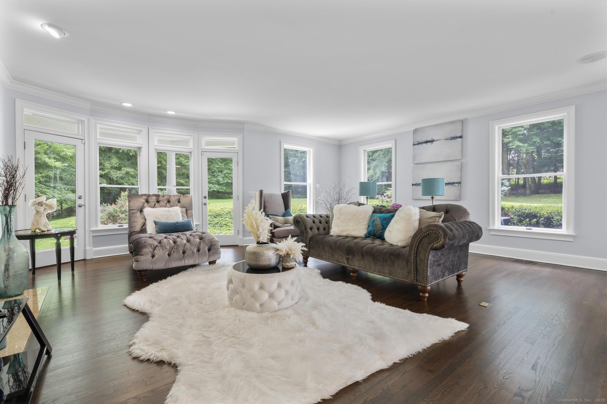 101 Brambley Hedge Circle