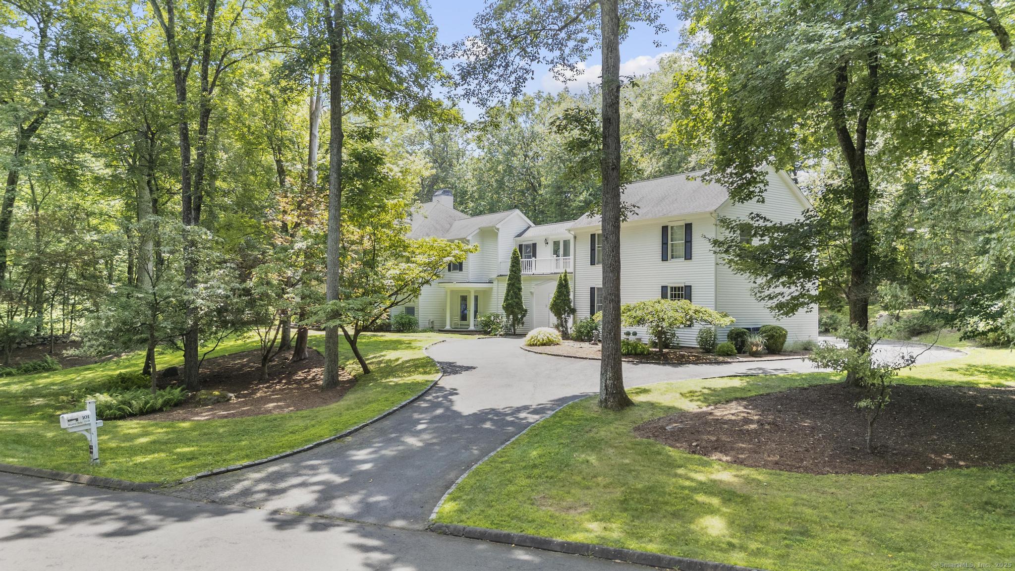 101 Brambley Hedge Circle