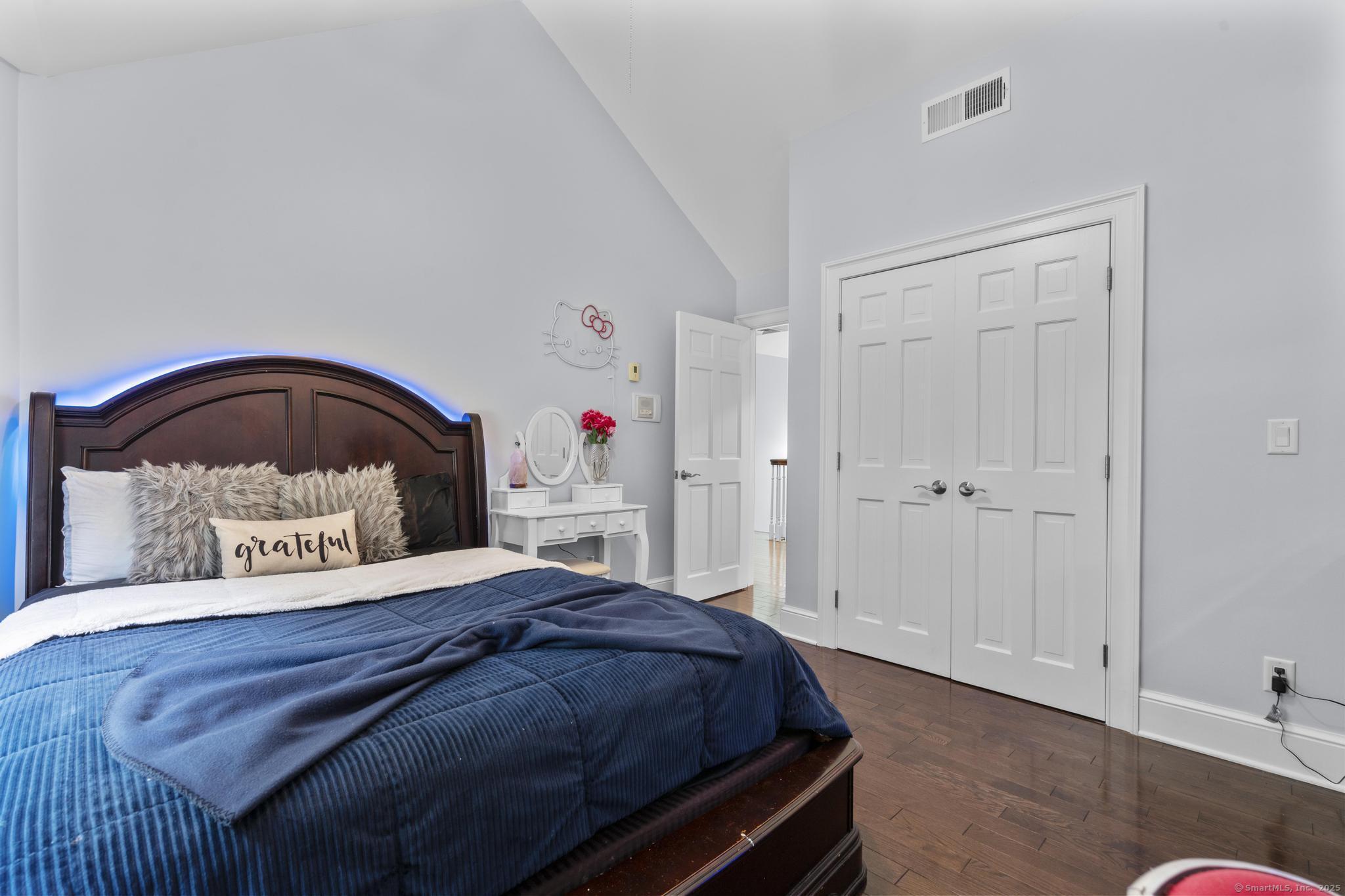 101 Brambley Hedge Circle