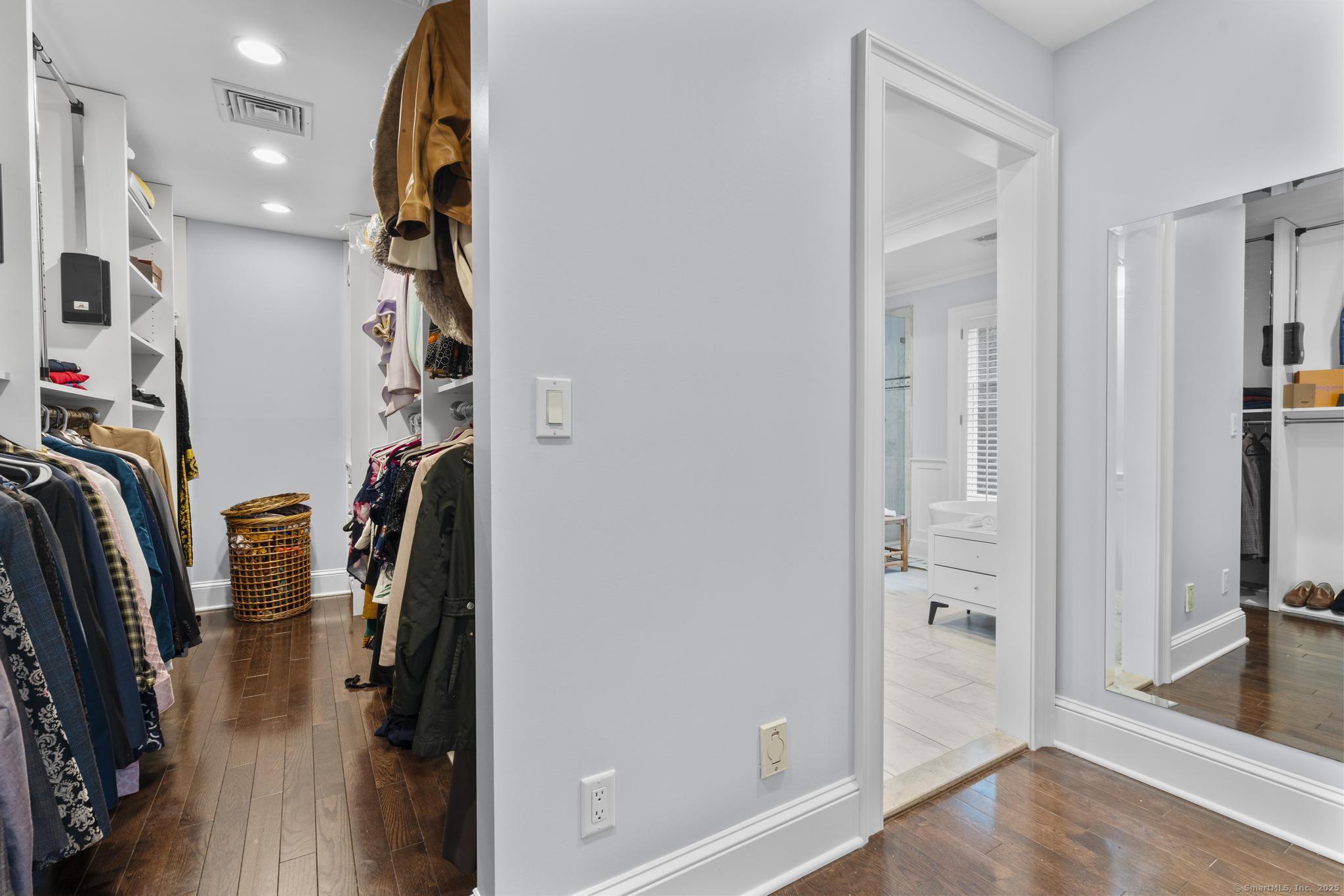 101 Brambley Hedge Circle