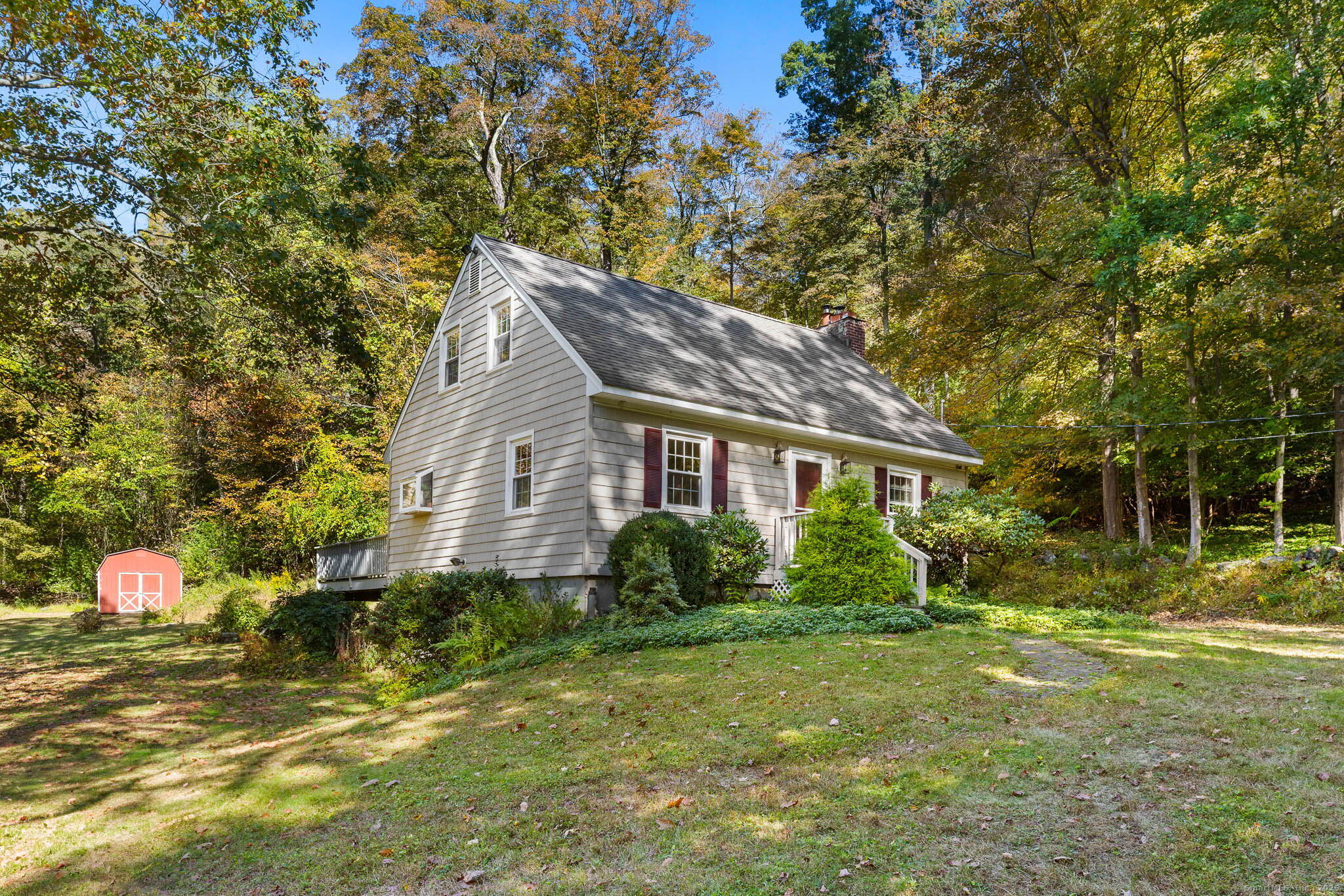 5 Woodbine Lane