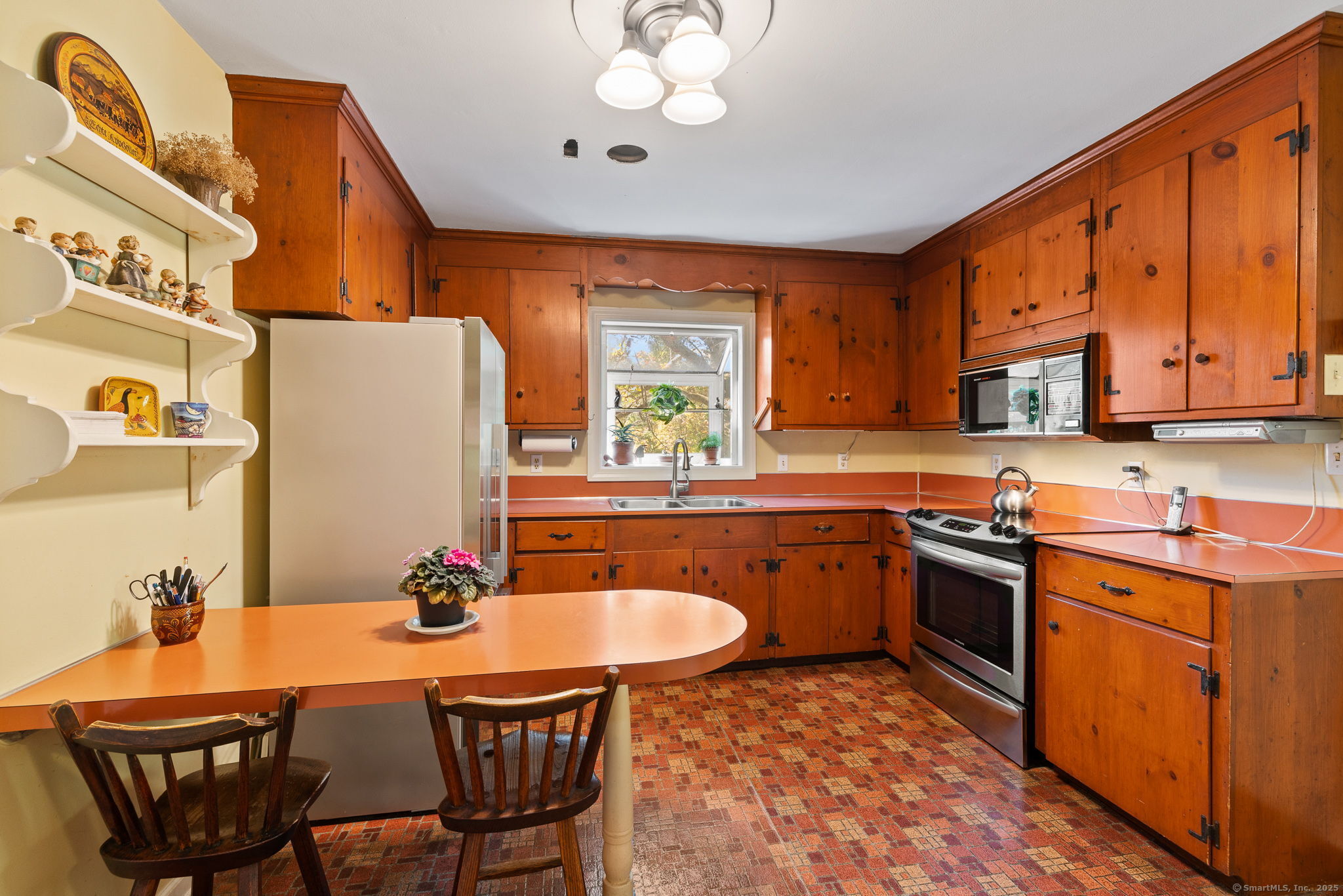 5 Woodbine Lane